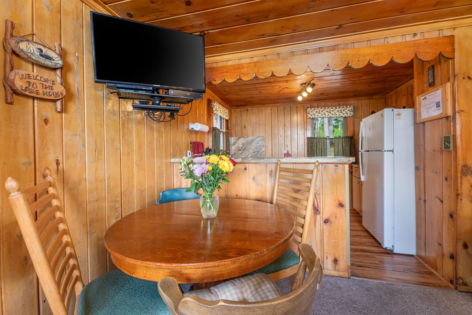 Big Arbor Vitae Property 10595 Pine Arbor Dr Photo 7