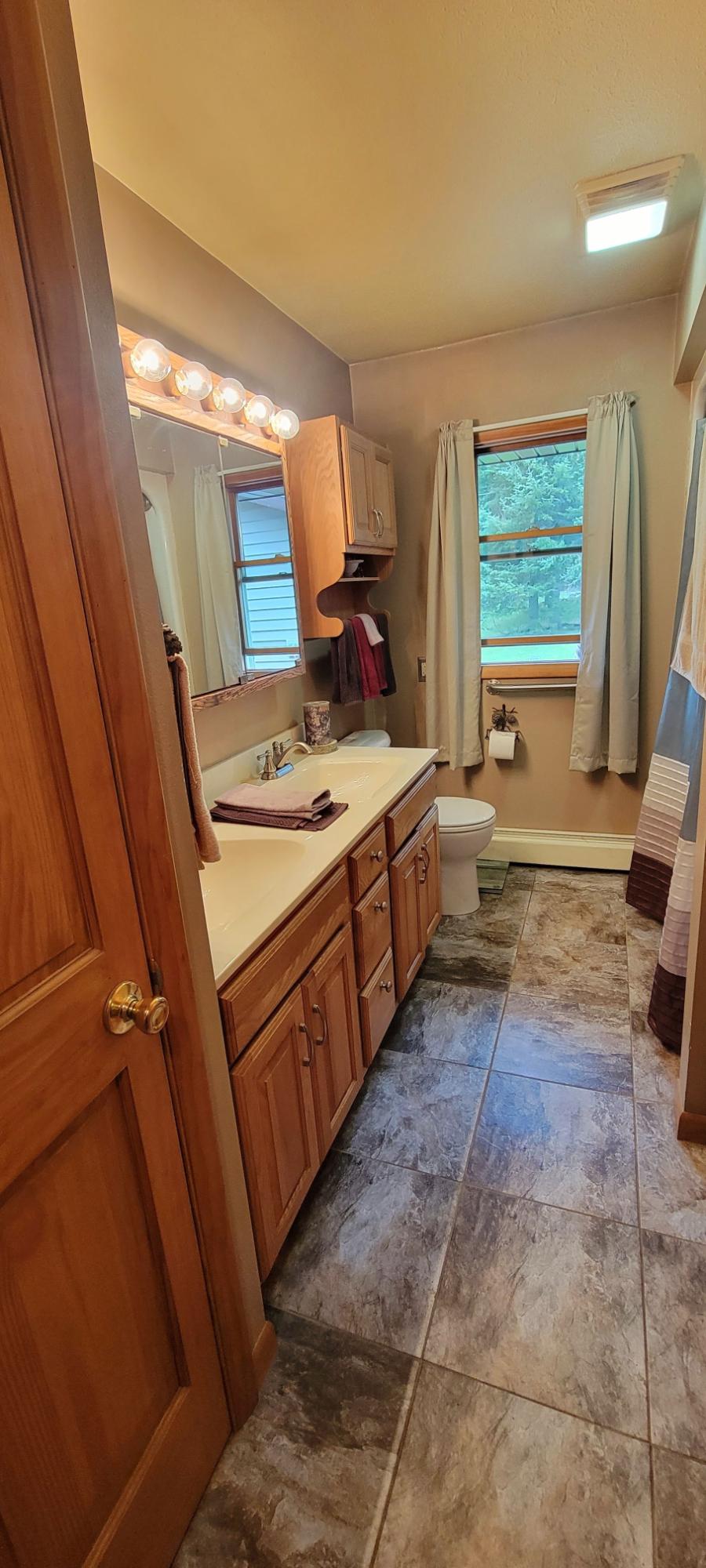 Big Arbor Vitae Property 10610 Pine Arbor Dr Photo 15