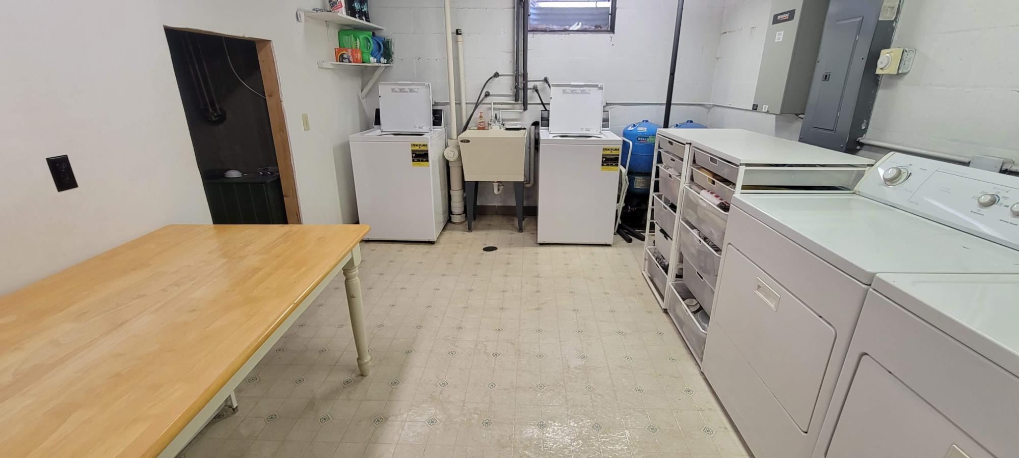 Big Arbor Vitae Property 10610 Pine Arbor Dr Photo 18