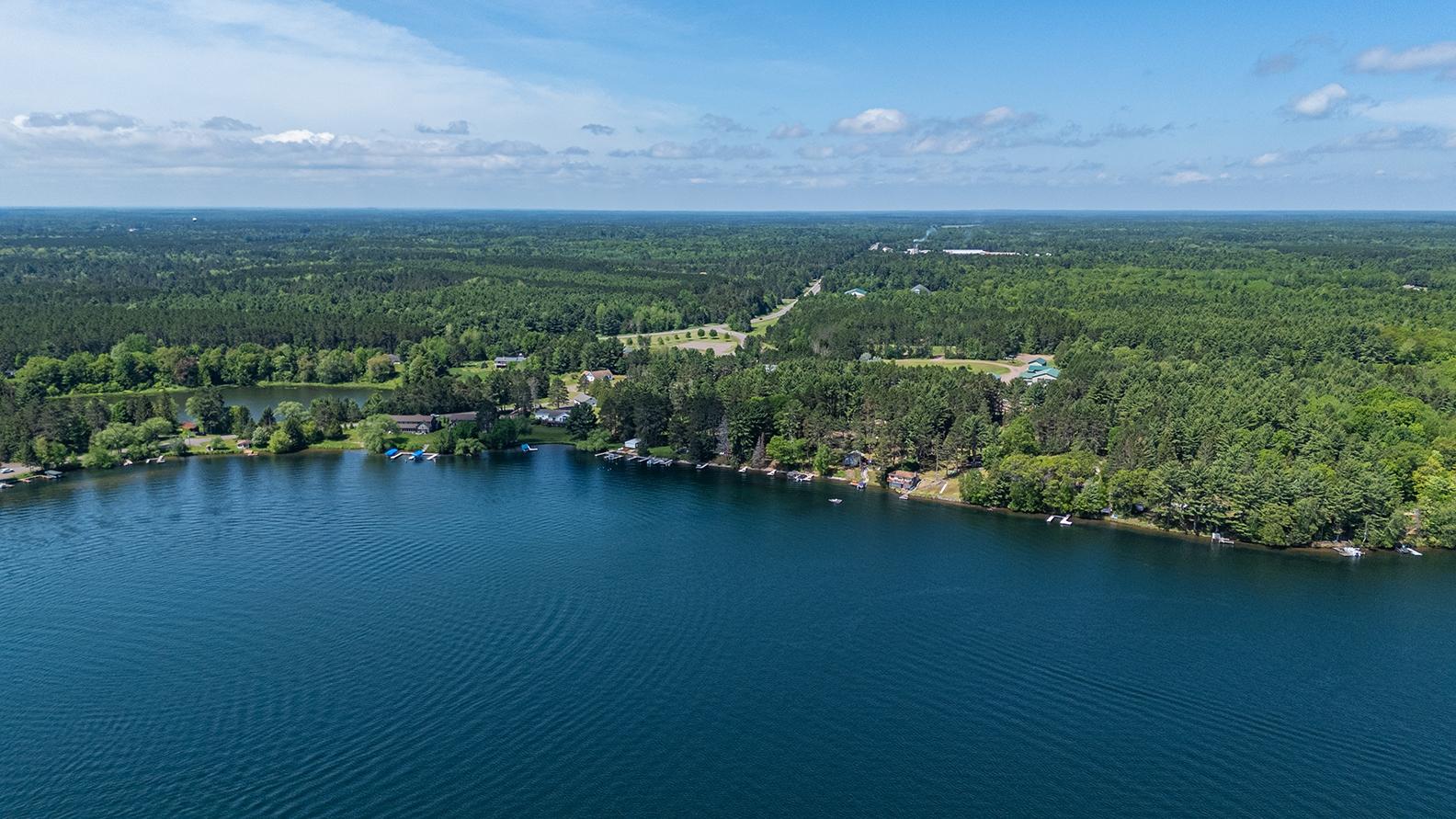 Big Arbor Vitae Property 10610 Pine Arbor Dr Photo 24