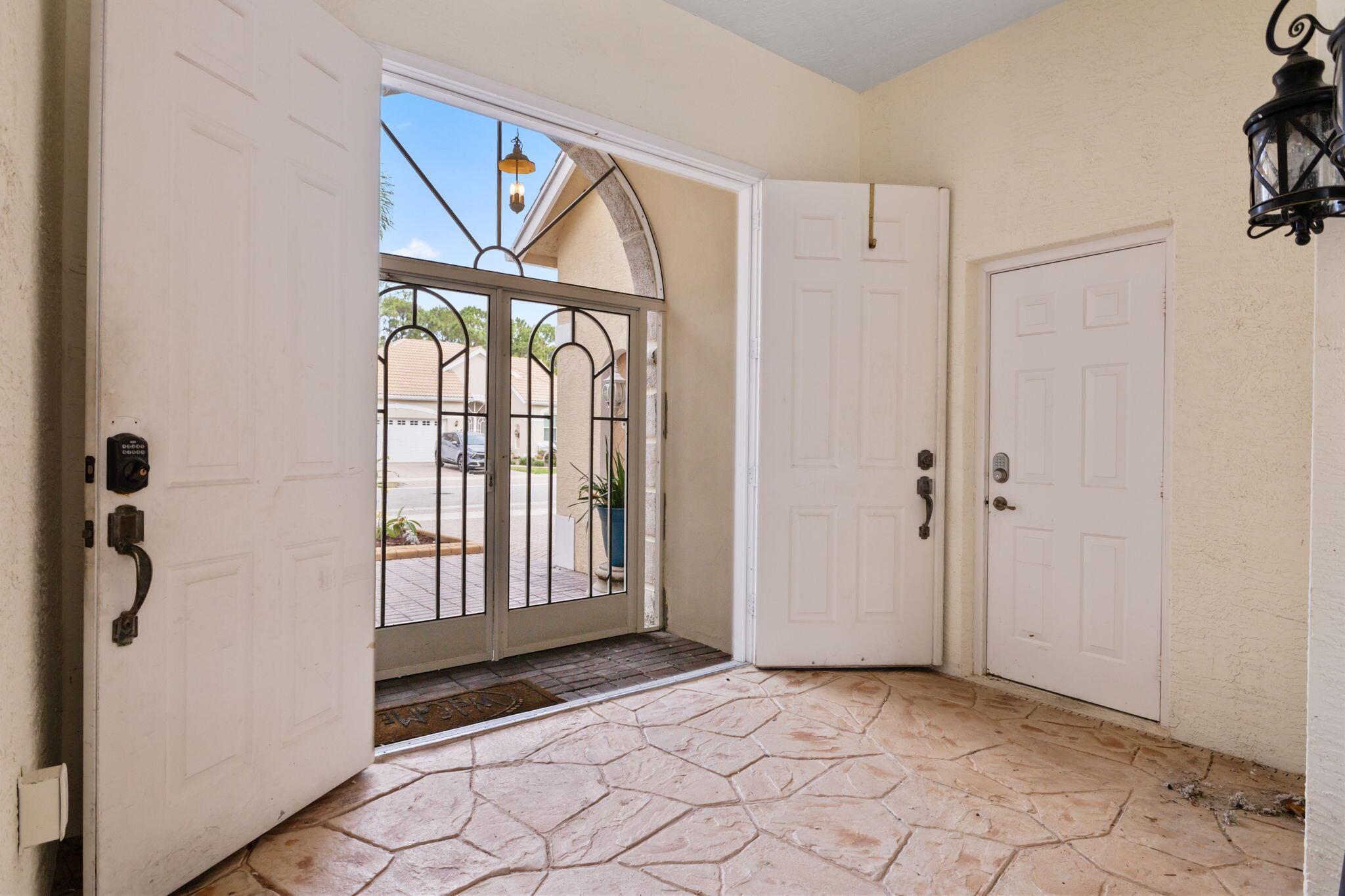 Homes for sale in Port St Lucie, FL | 731 Sw Great Exuma Cove, Port St Lucie, FL 34986 | MLS# R11084783