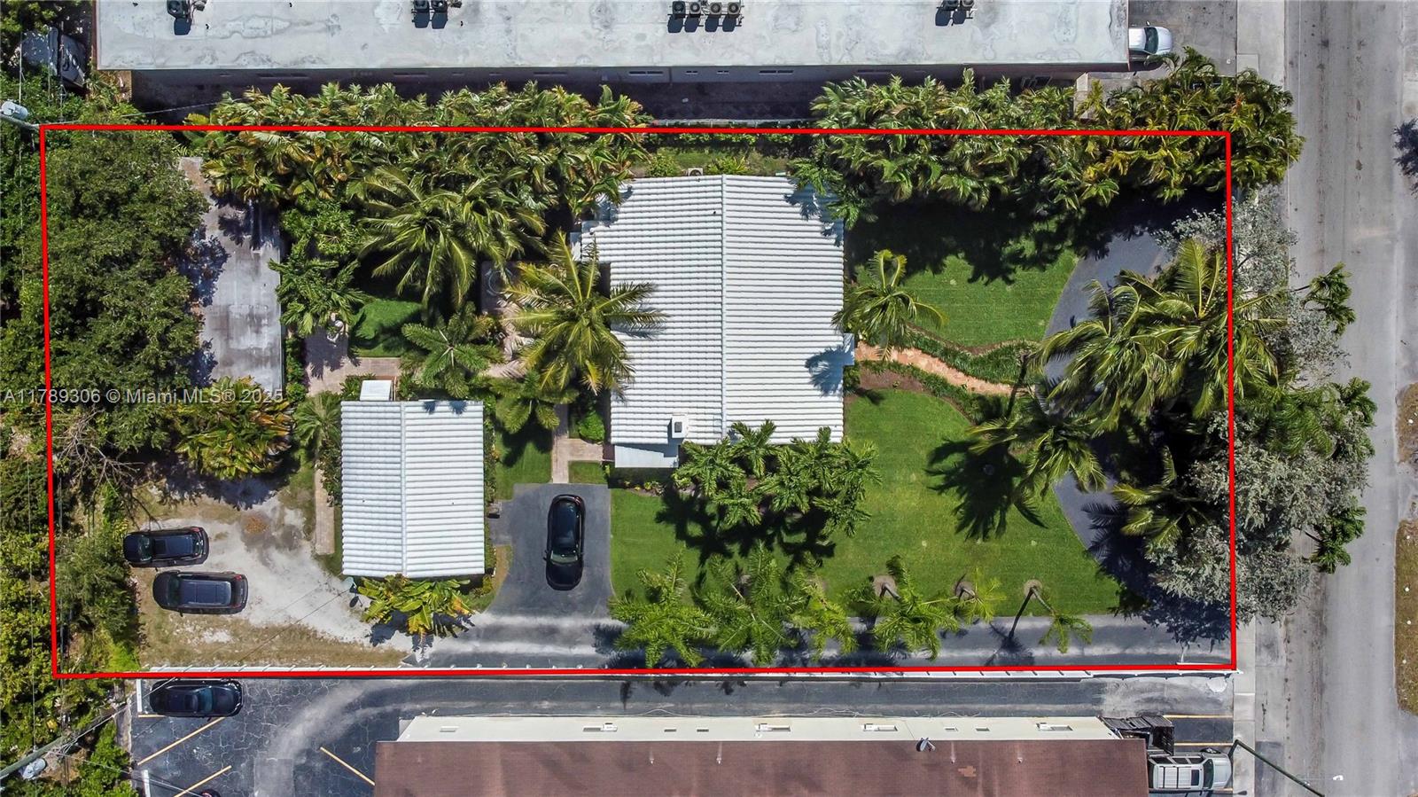 Hollywood Little Ranches