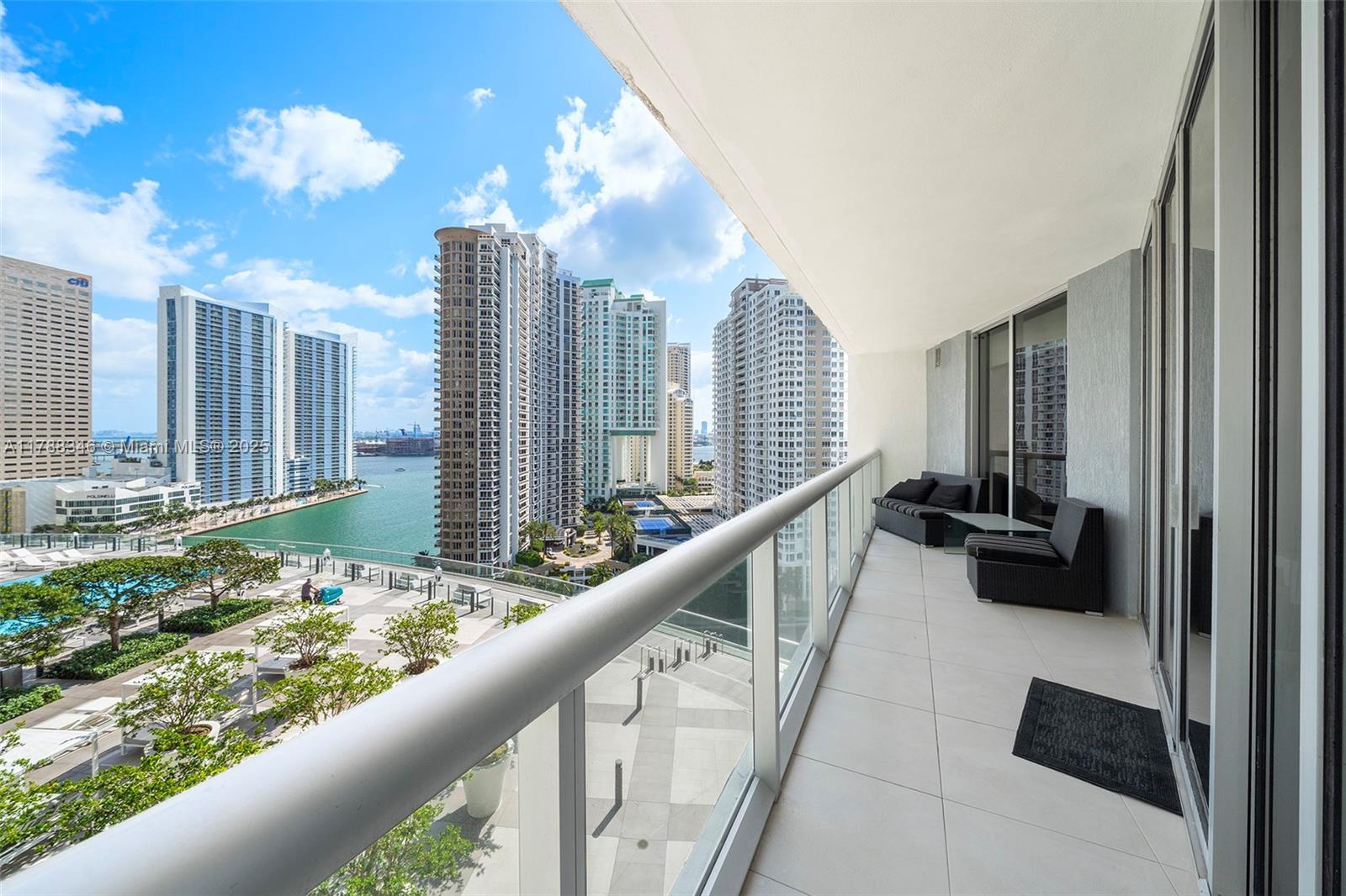 Icon Brickell No Two