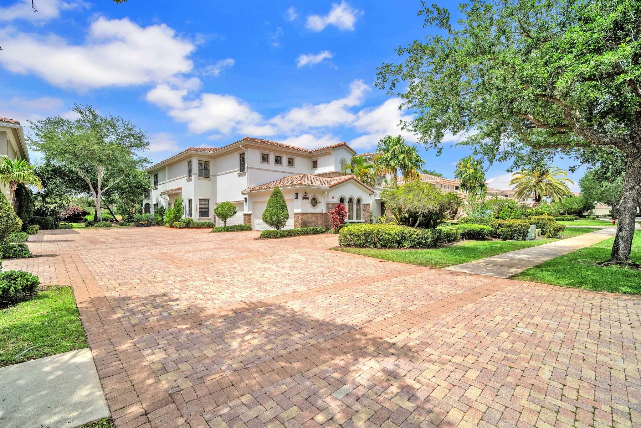 7601 Old Thyme Ct Pompano Beach FL 33076 | F10499643