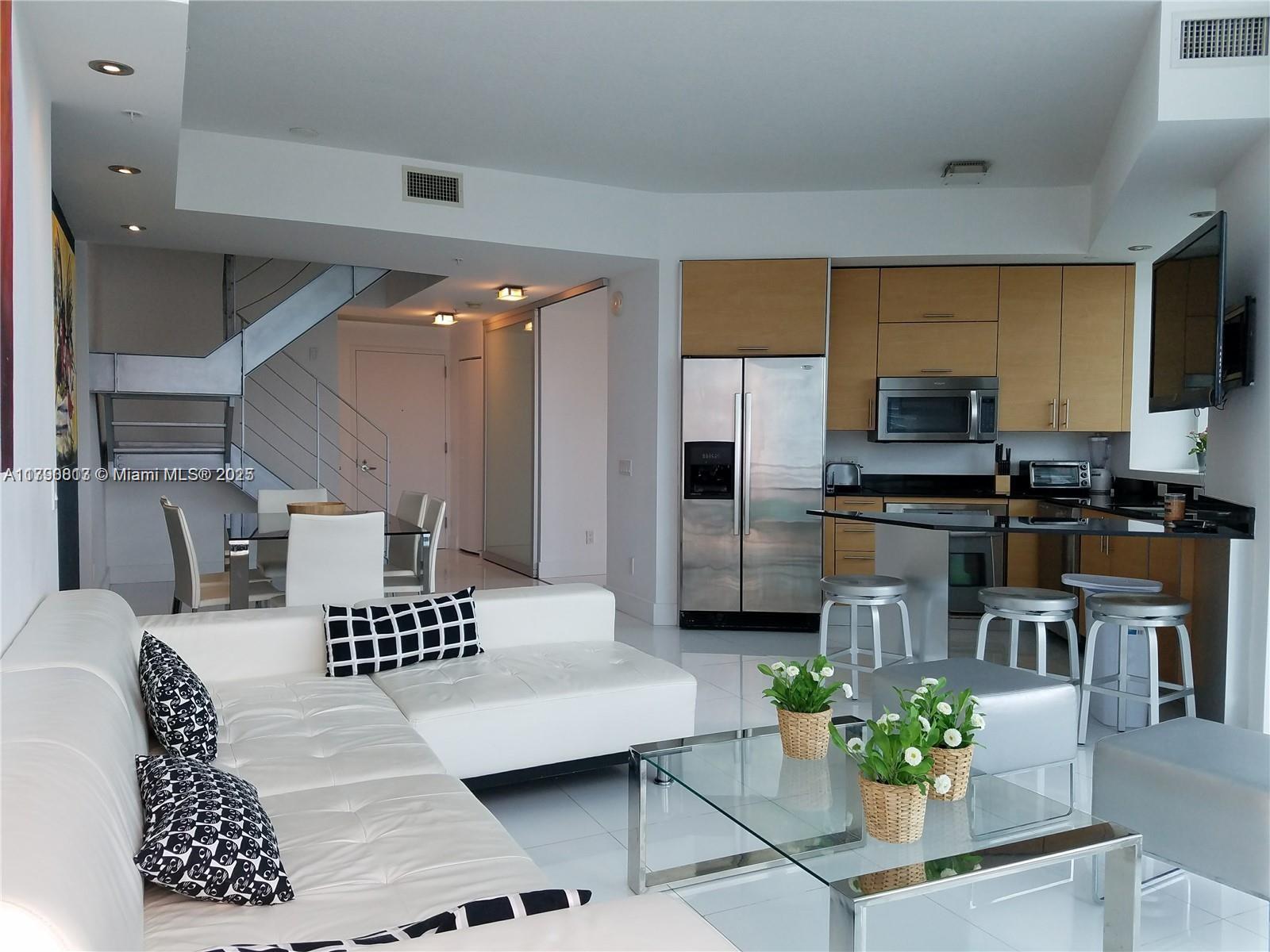 Infinity At Brickell Cond