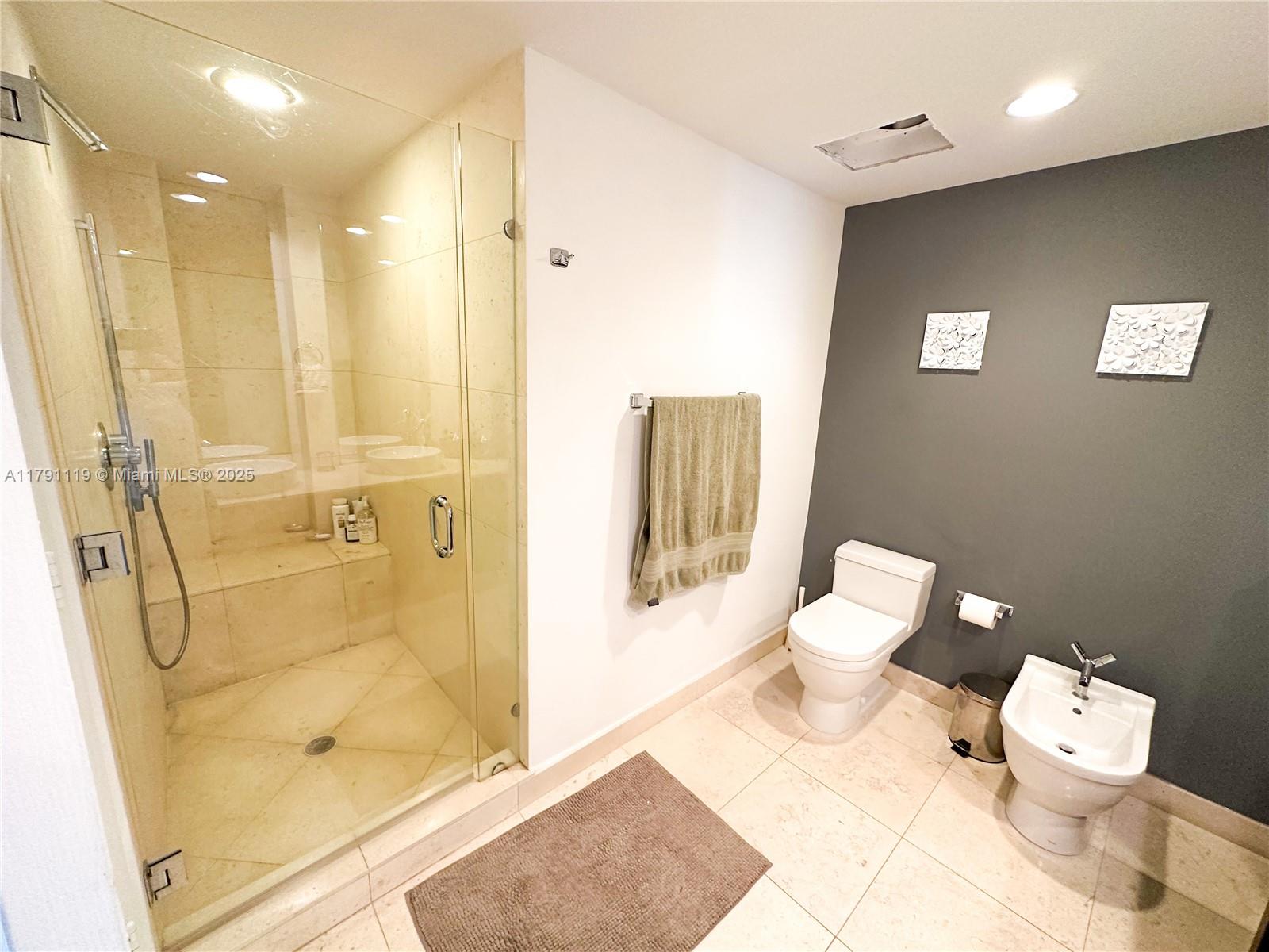 495 Brickell Ave #4508, Miami FL 33131