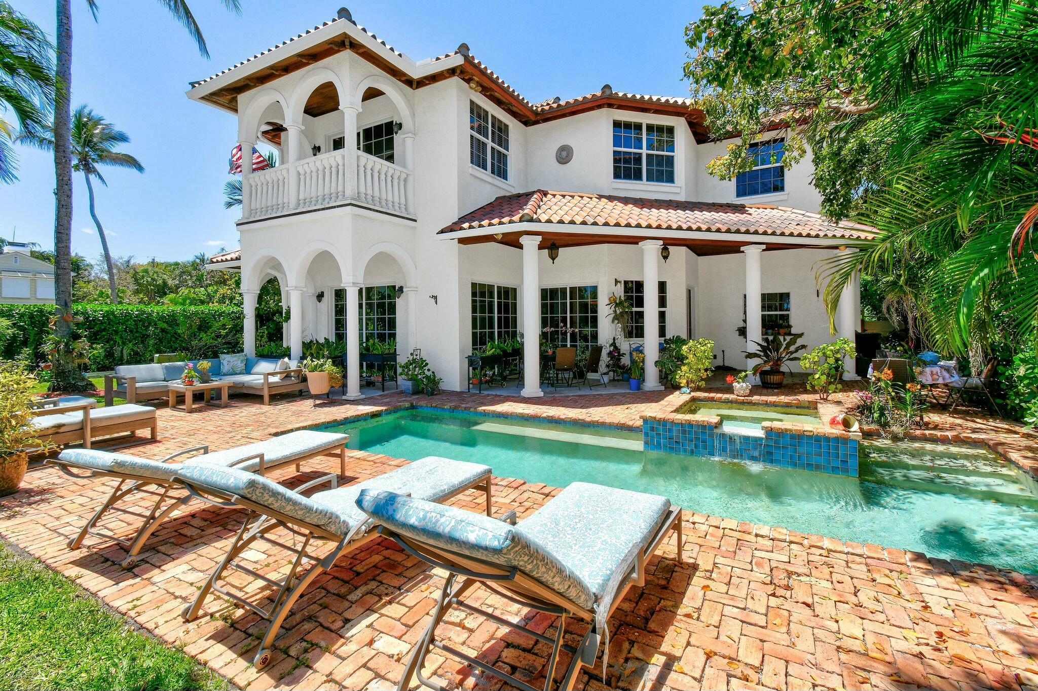 201 Avila Road West Palm Beach FL 33405 | R11084986