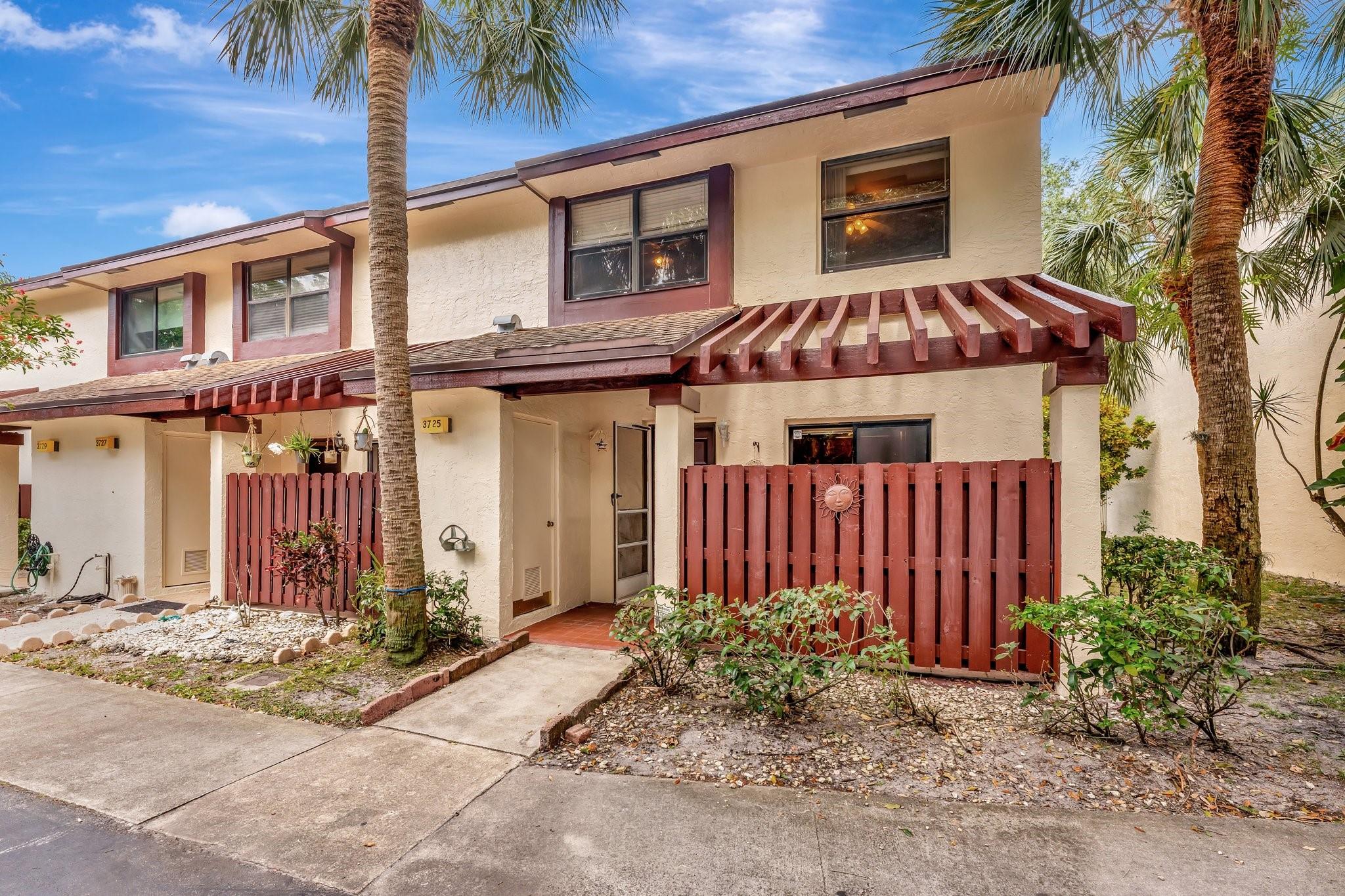 Homes for sale in Coconut Creek, FL | 3725 Carambola Cir #2824, Coconut Creek, FL 33066 | MLS# F10500312