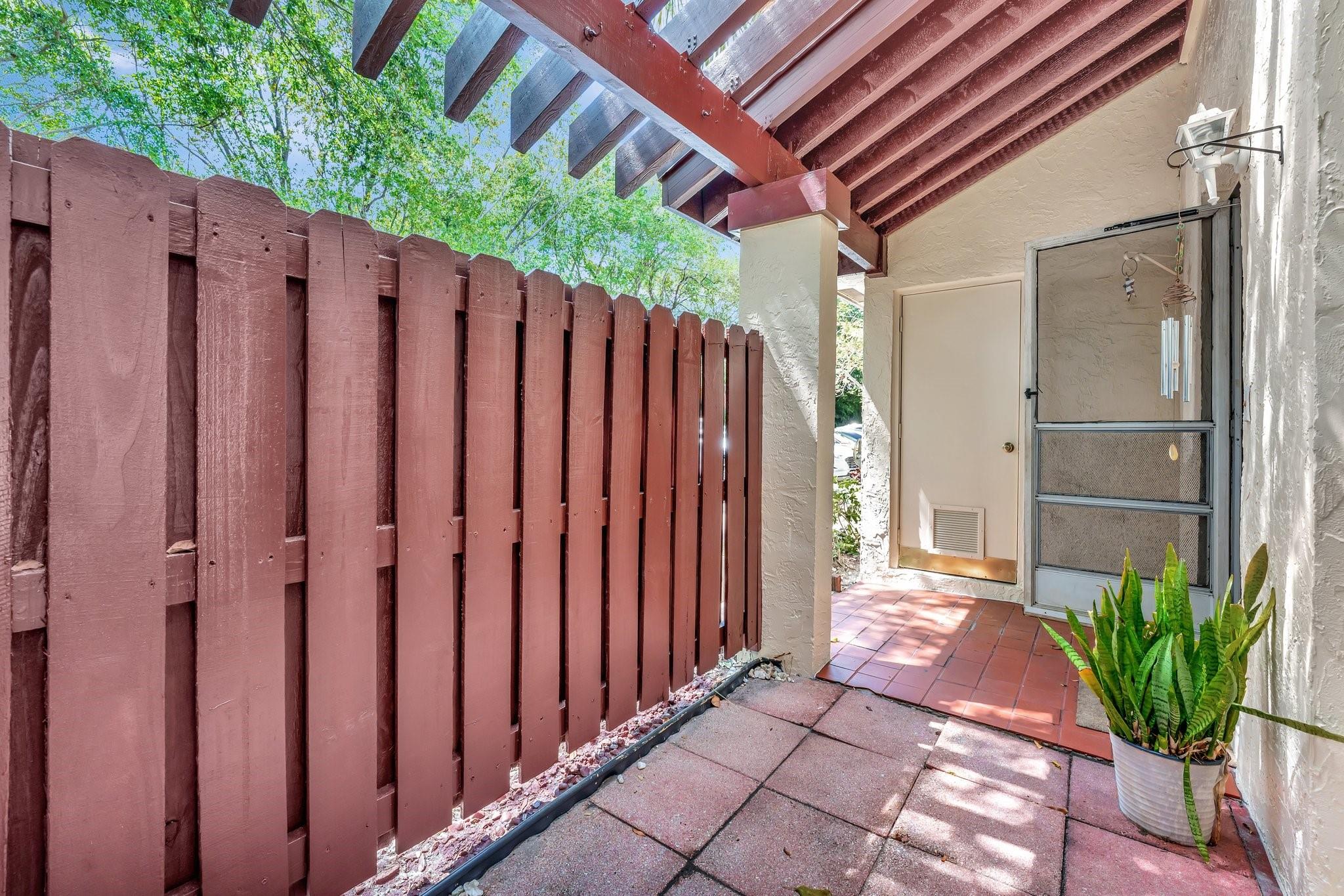 Homes for sale in Coconut Creek, FL | 3725 Carambola Cir #2824, Coconut Creek, FL 33066 | MLS# F10500312