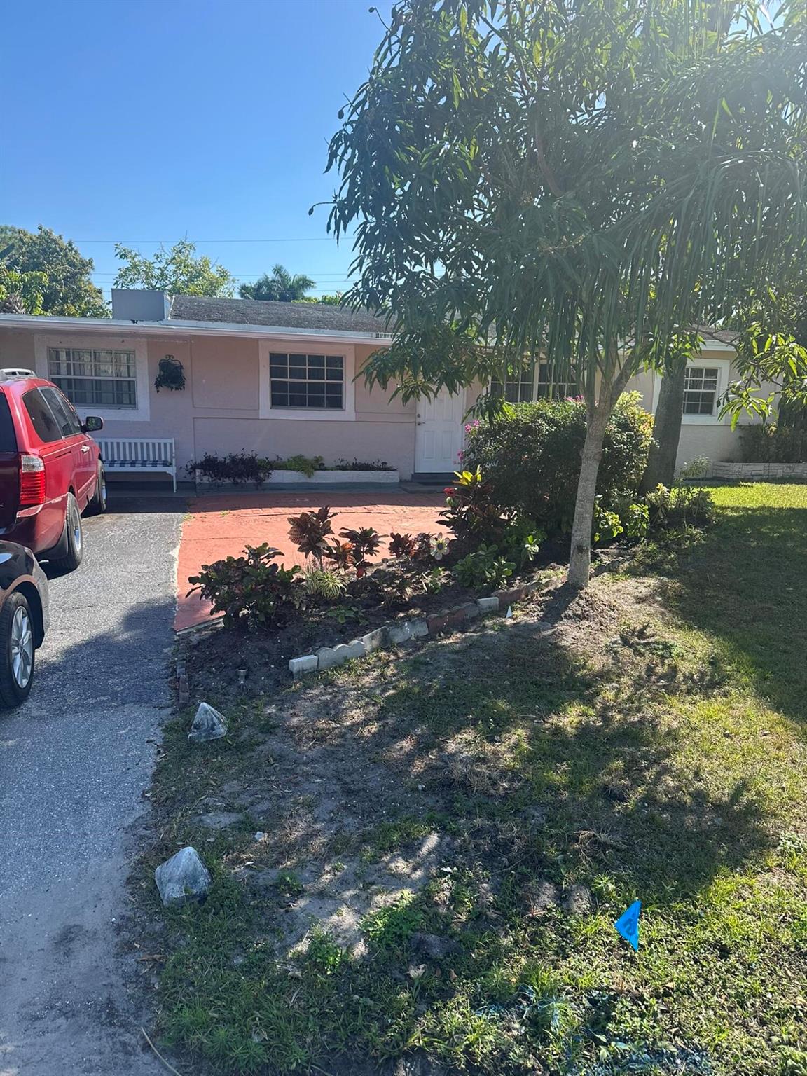 916 Caroline Avenue West Palm Beach FL 33413 | R11085072