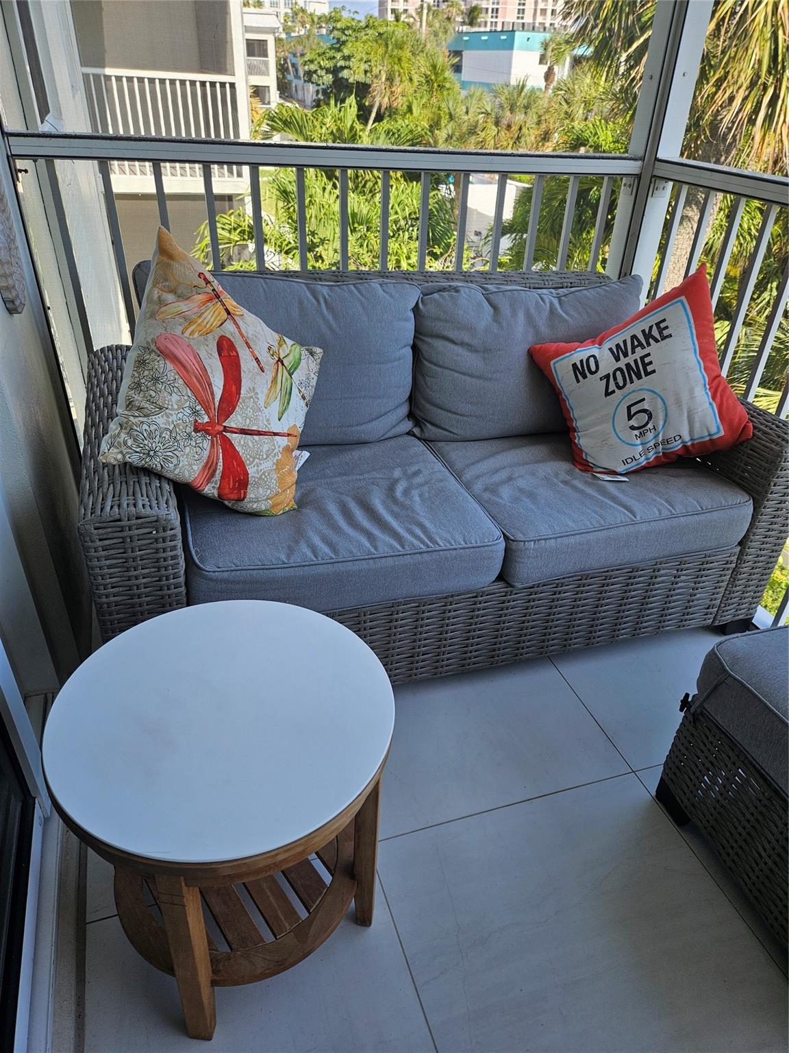 Homes for sale in Lauderdale By The Sea, FL | 1439 S Ocean #312, Lauderdale By The Sea, FL 33062 | MLS# F10500419