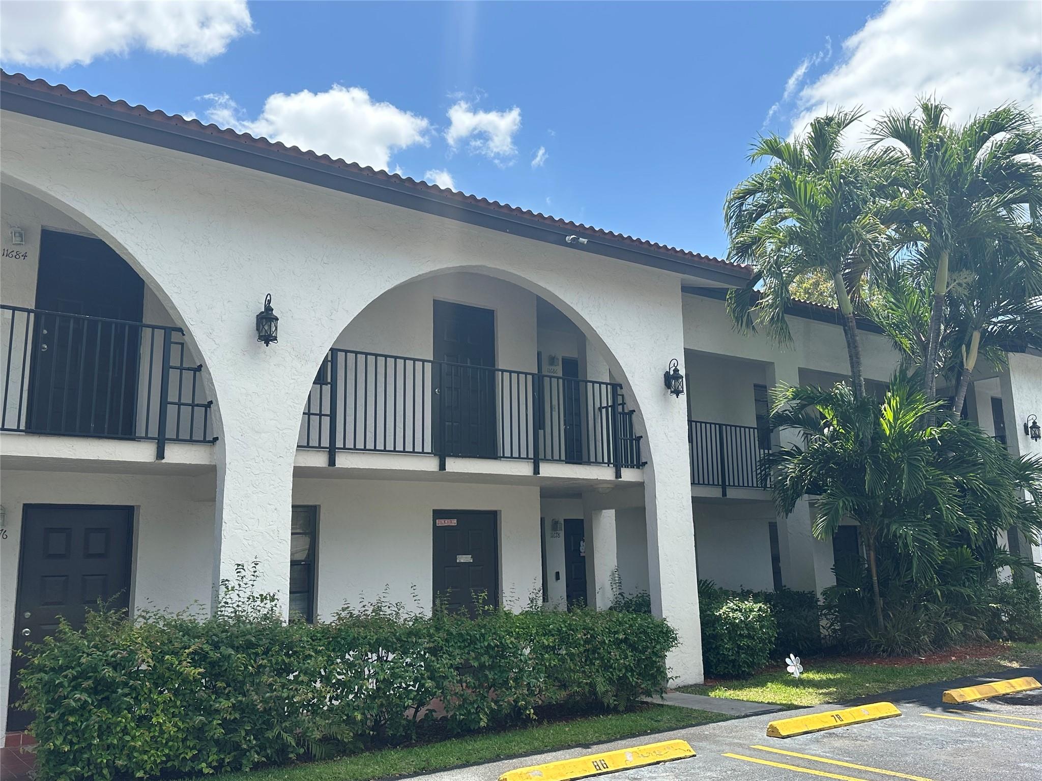 Homes for sale in Coral Springs, FL | 11676-11690 Nw 45Th St, Coral Springs, FL 33065 | MLS# F10499868