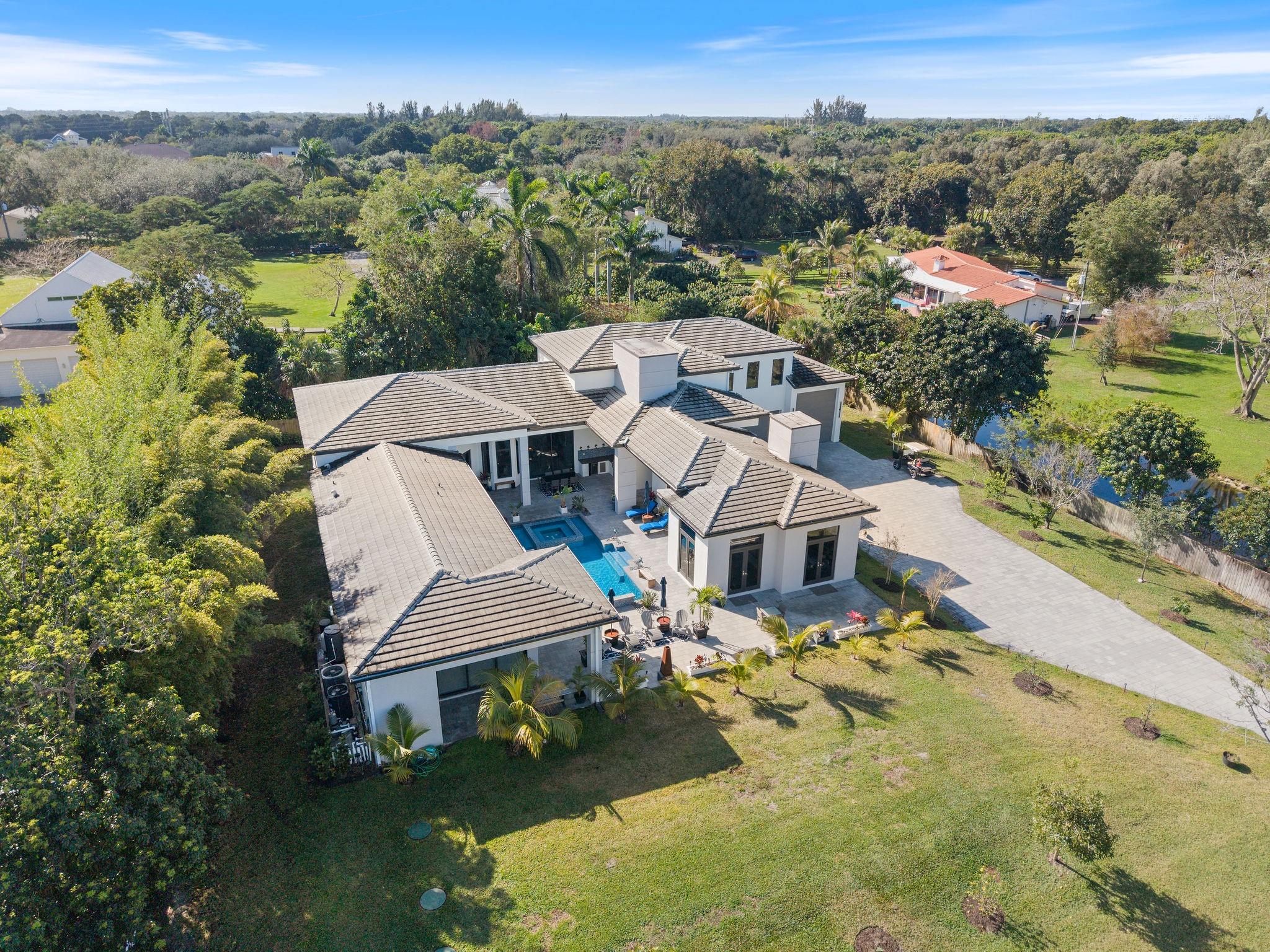 Homes for sale in Southwest Ranches, FL | 13500 Stirling Rd, Southwest Ranches, FL 33330 | MLS# F10500441