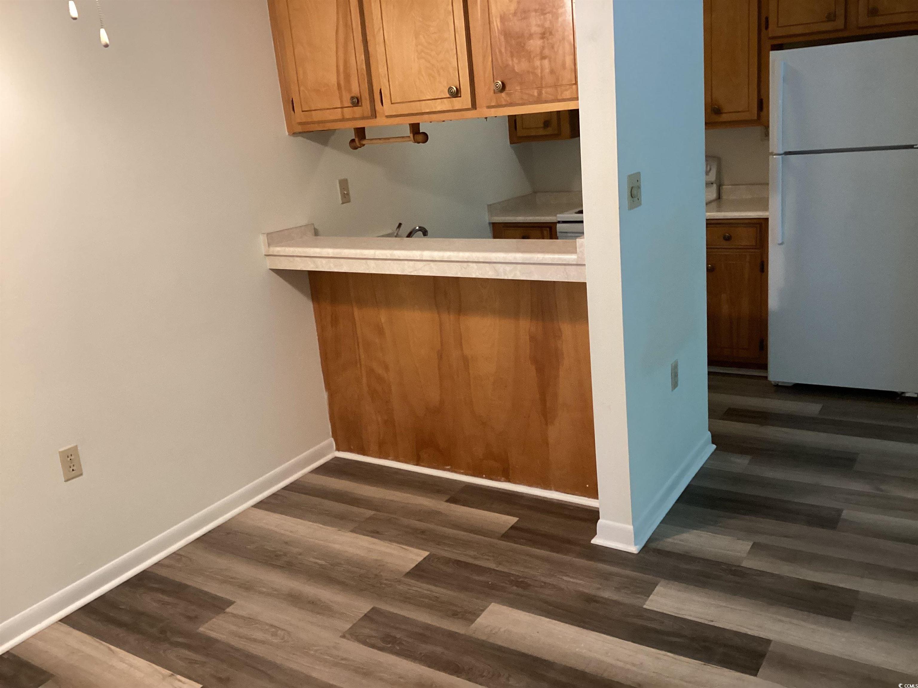 409 Salt Marsh Circle 