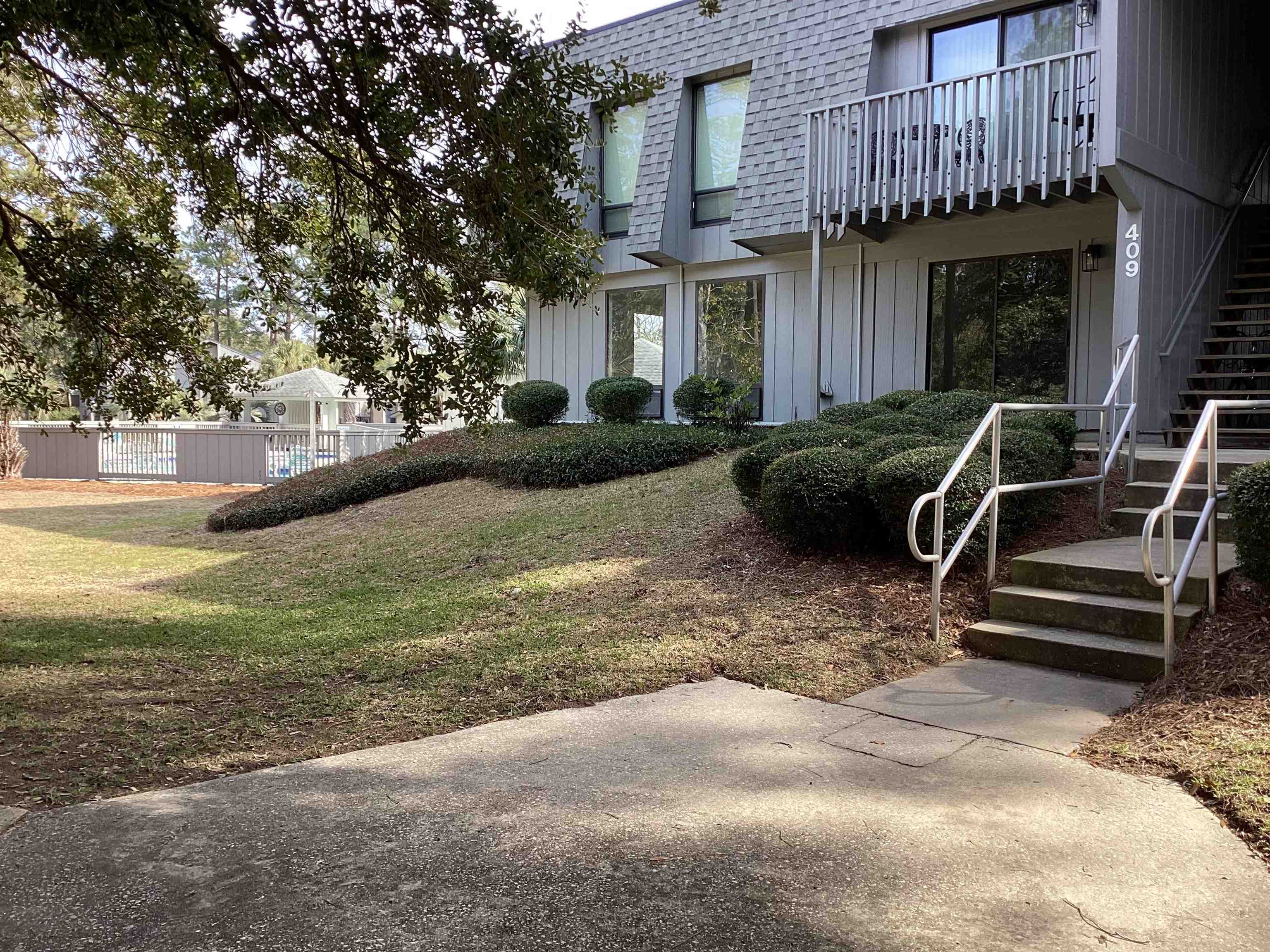 409 Salt Marsh Circle 