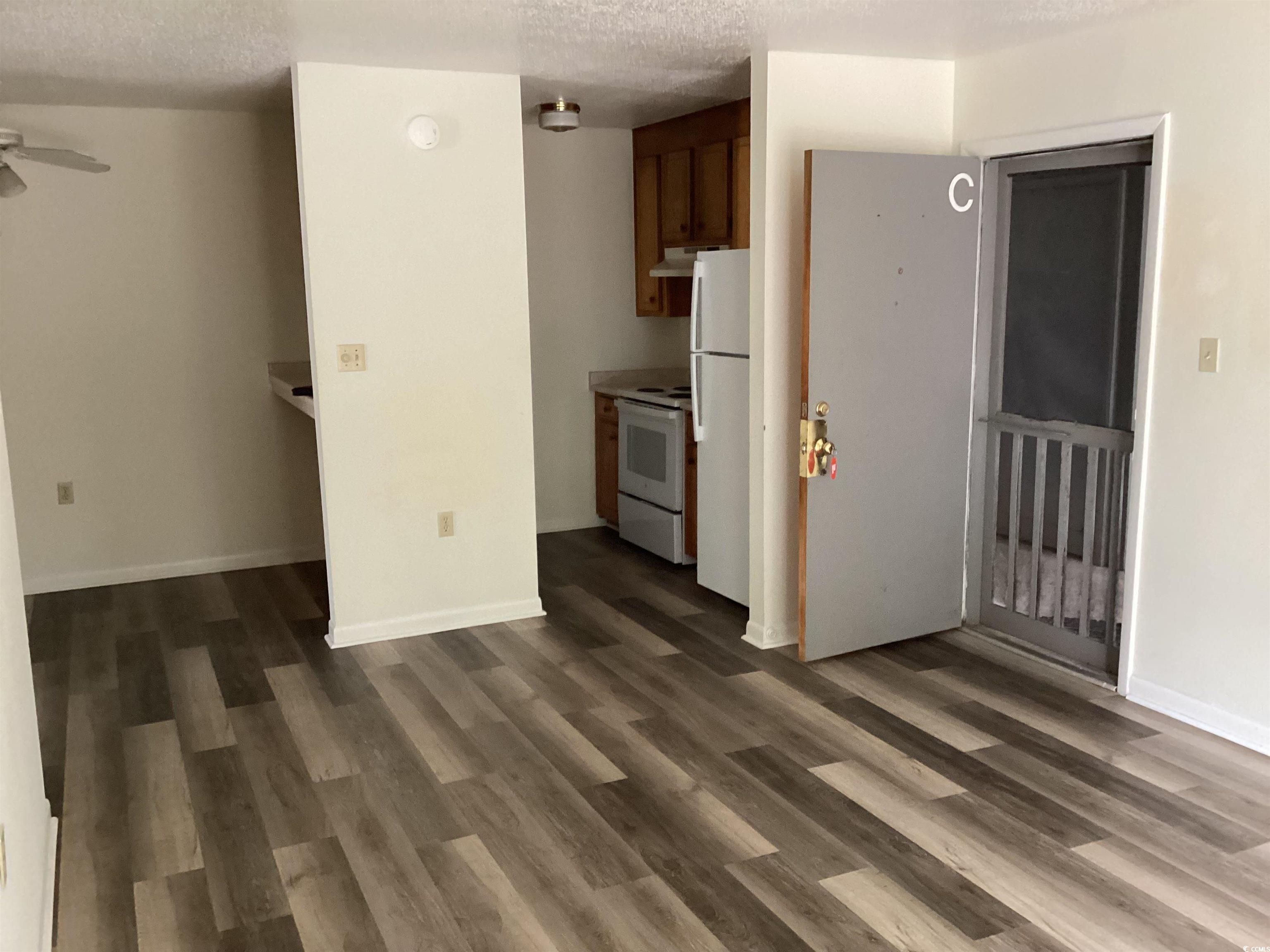 409 Salt Marsh Circle 