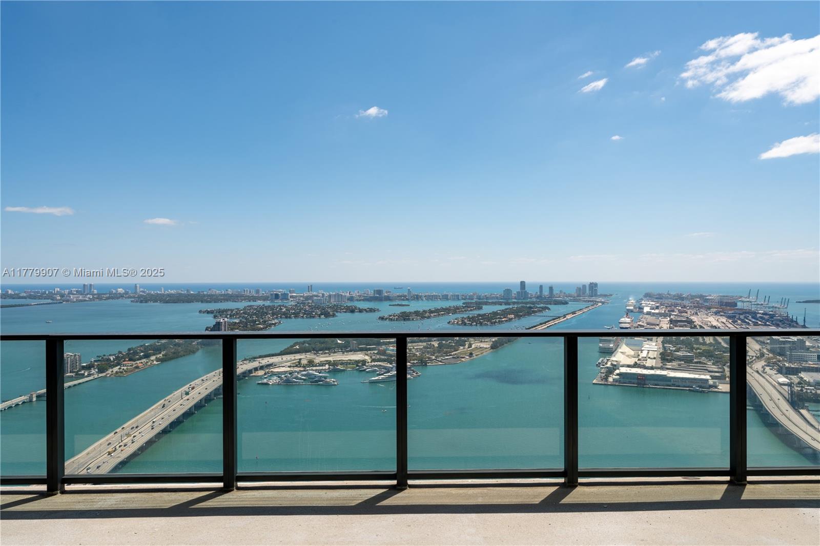 Condo for Sale in Miami, FL