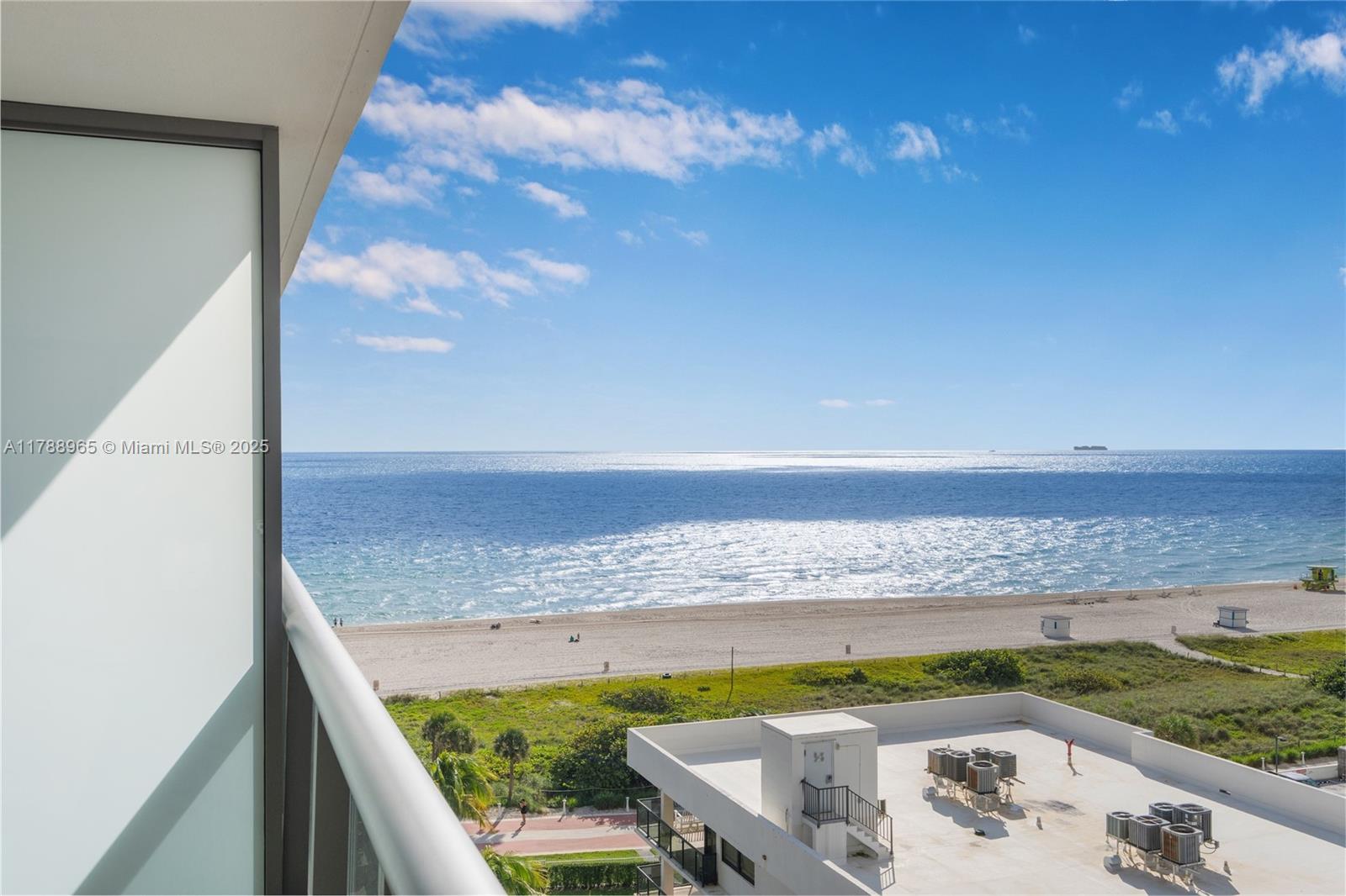 Condo for Sale in Miami Beach, FL
