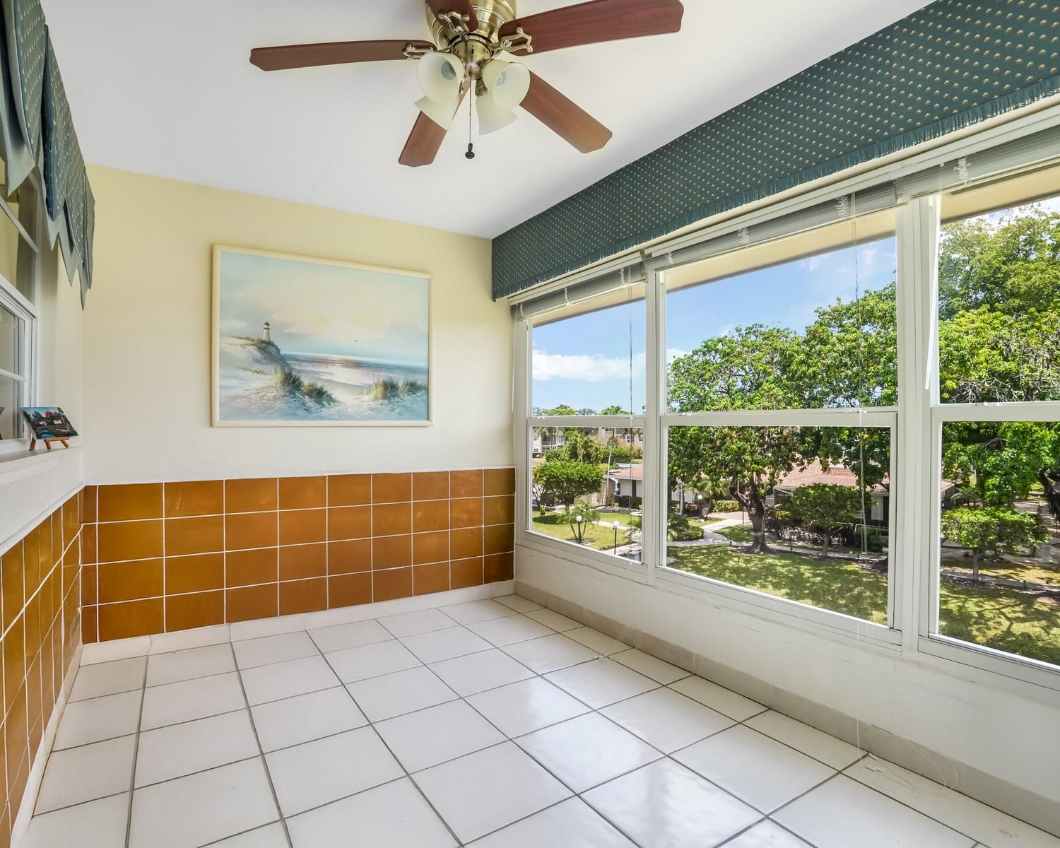 Homes for sale in Lauderdale Lakes, FL | 3400 Nw 48th Ave #611, Lauderdale Lakes, FL 33319 | MLS# F10500685