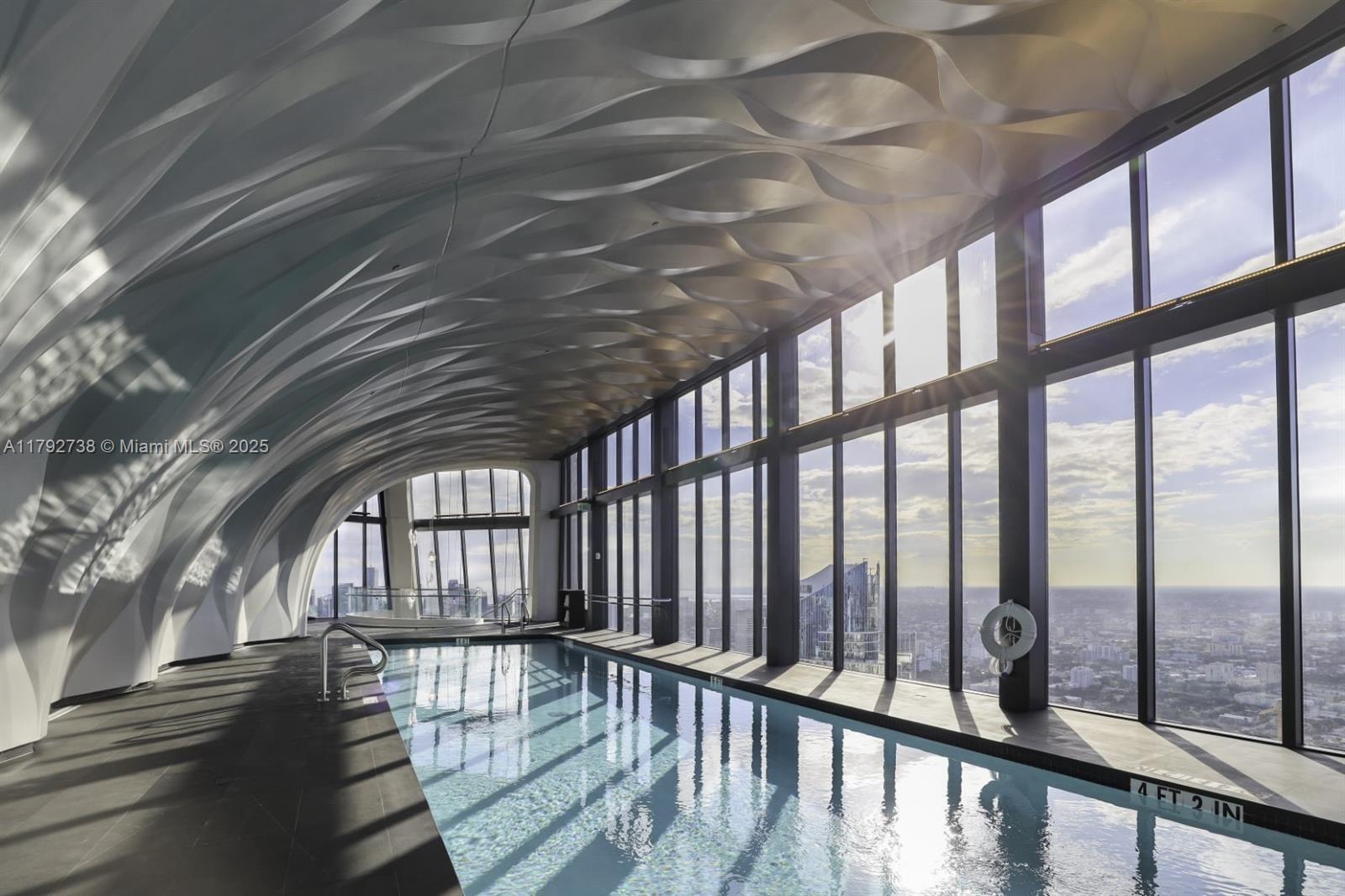 Condo for Sale in Miami, FL