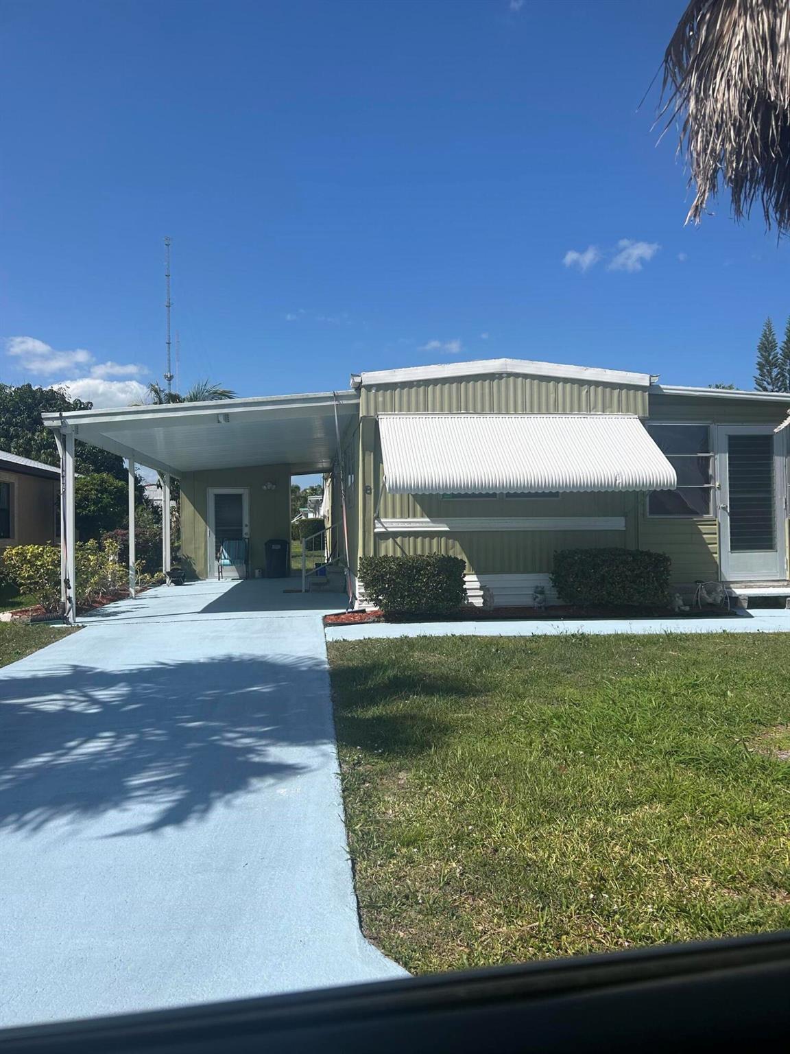 Homes for sale in Port St Lucie, FL | 8 Se Hidalgo Lane, Port St Lucie, FL 34952 | MLS# R11085772