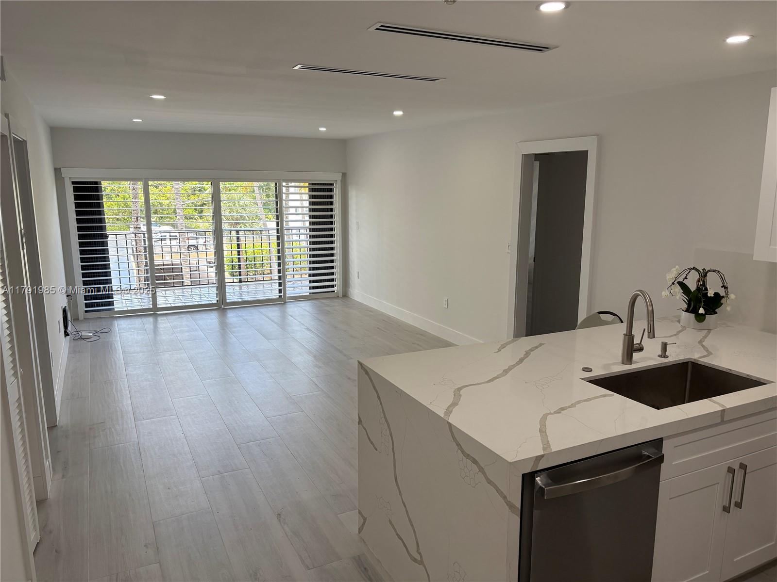 Condo for Rent in Key Biscayne, FL