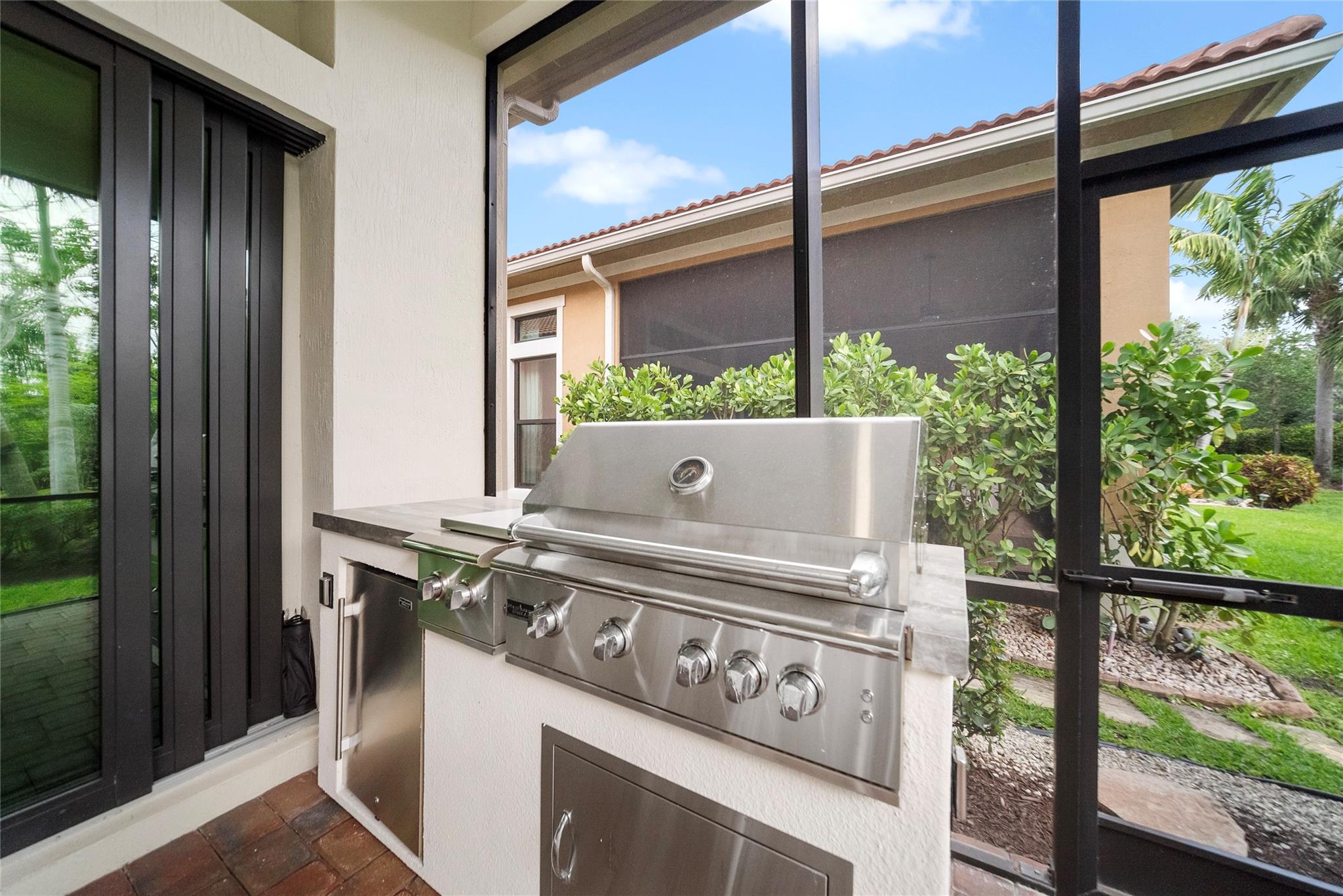 9088 E Leon Cir Pompano Beach FL 33076 | F10500673