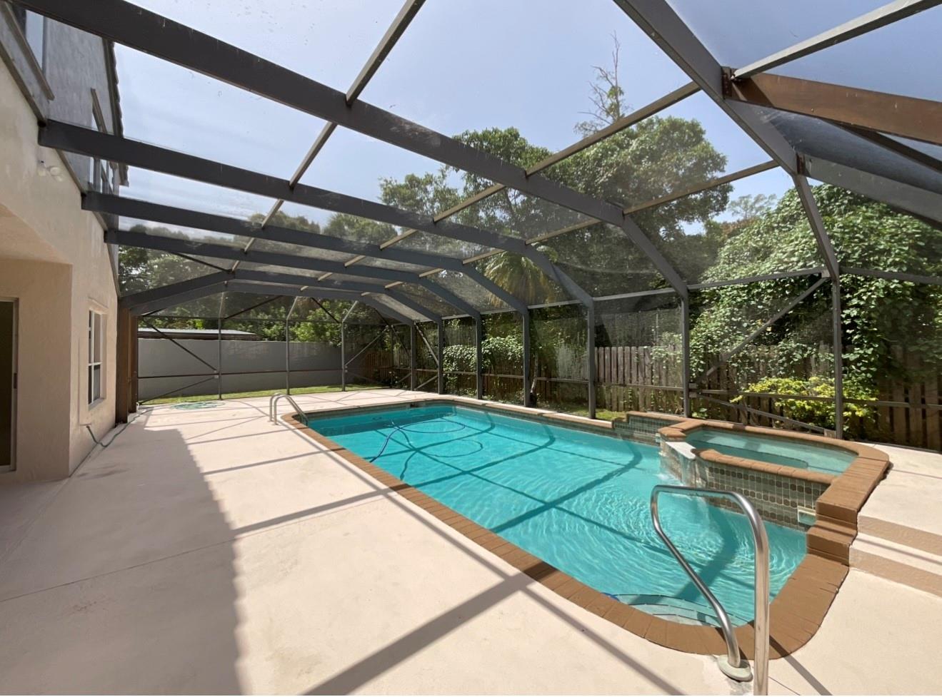 Homes for sale in Parkland, FL | 6805 Nw 75th Pl, Parkland, FL 33067 | MLS# F10500889