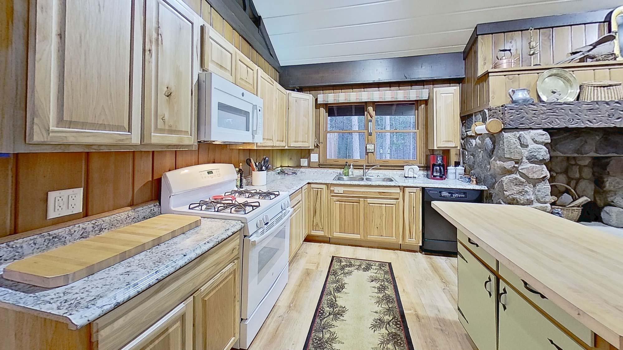 Lake of the Hills Property 4641 Lake Hills Landing Rd Photo 23