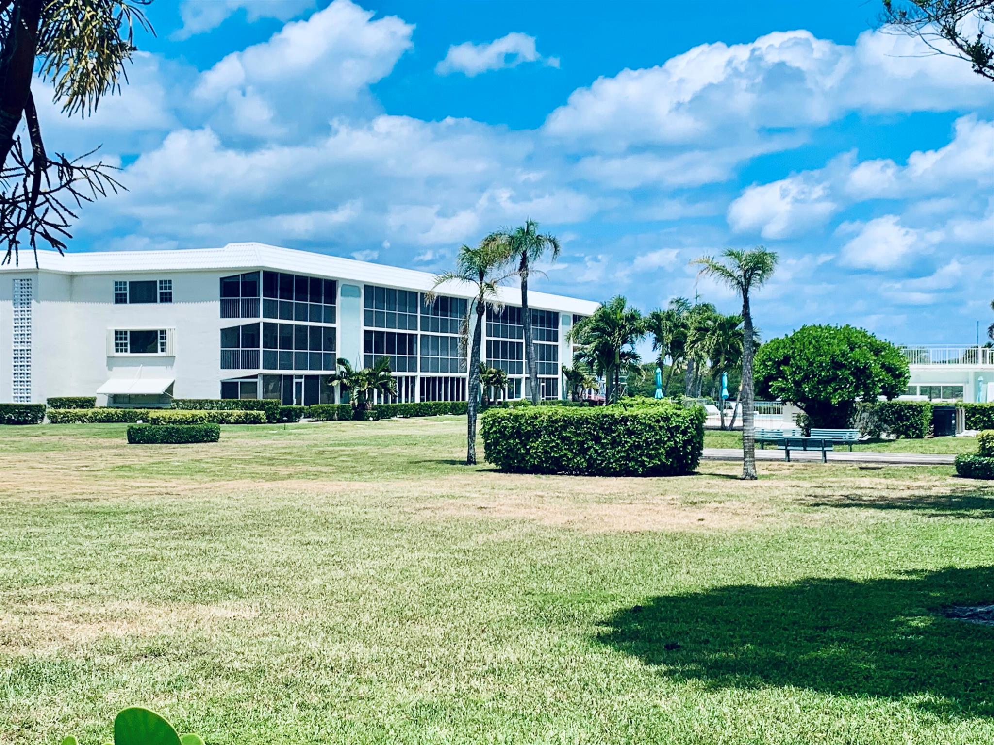 Newly renovated 2 bed, 2 bath condo in the heart of Tequesta, FL! This top-floor gem in a 3-story building offers stunning views of the Intracoastal Waterway. Enjoy modern finishes, an open-concept layout, and serene waterfront living. With spacious bedrooms, updated baths, and a private balcony to take in the views. Prime location near dining, shopping, and beaches--come make it your dream home!