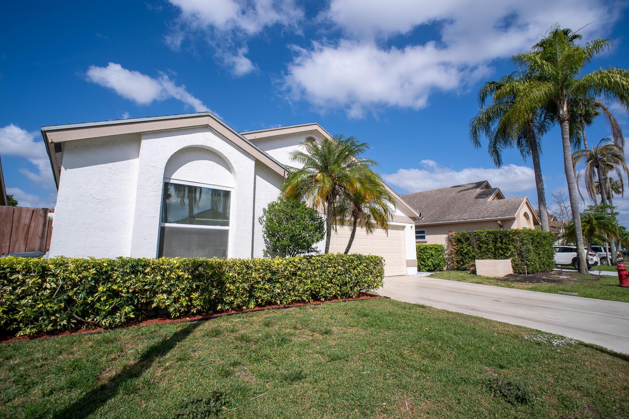 1288 Waterway Cove Drive Wellington FL 33414 | R11086049