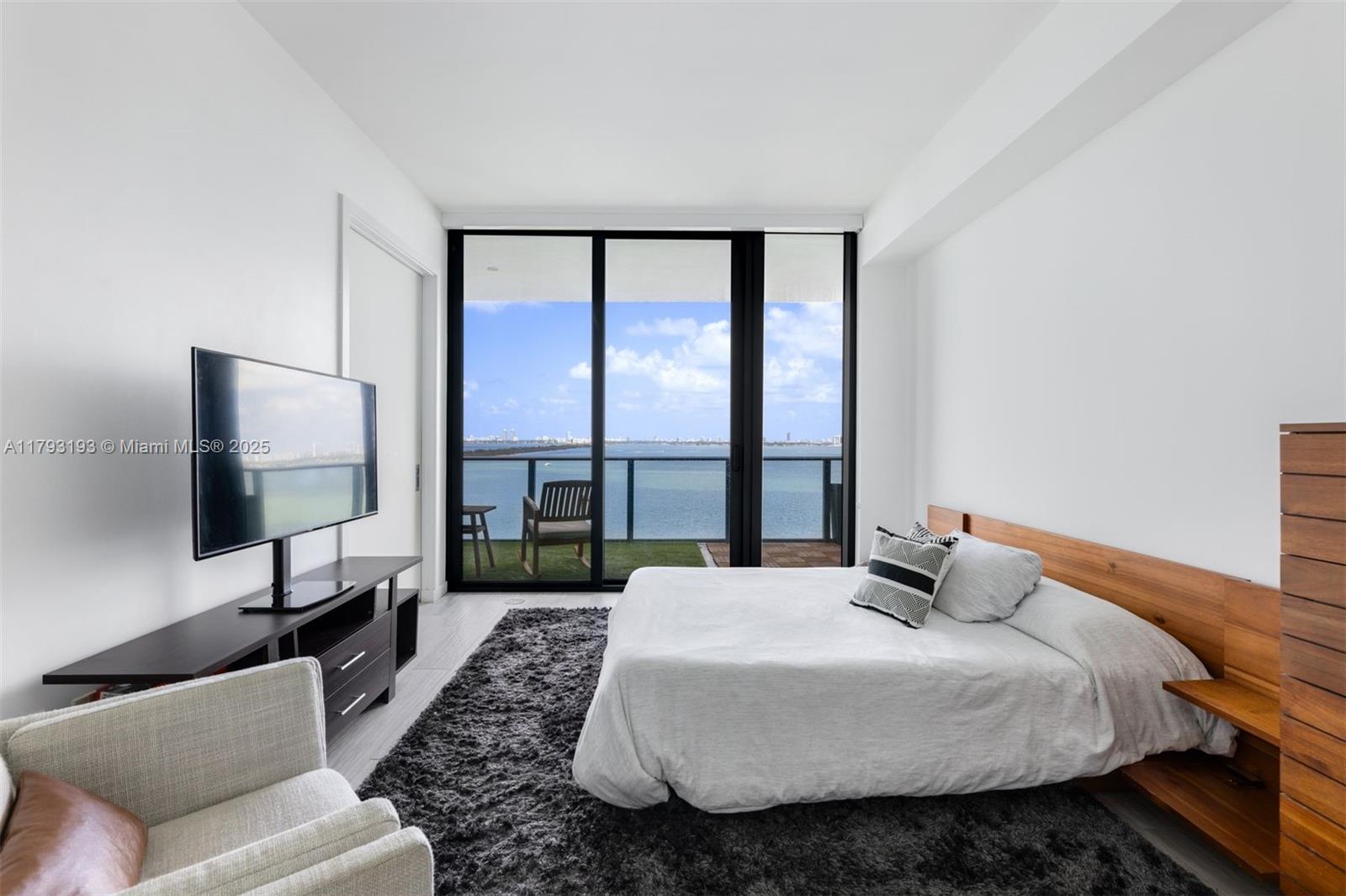 480 NE 31st St #1502, Miami FL 33137