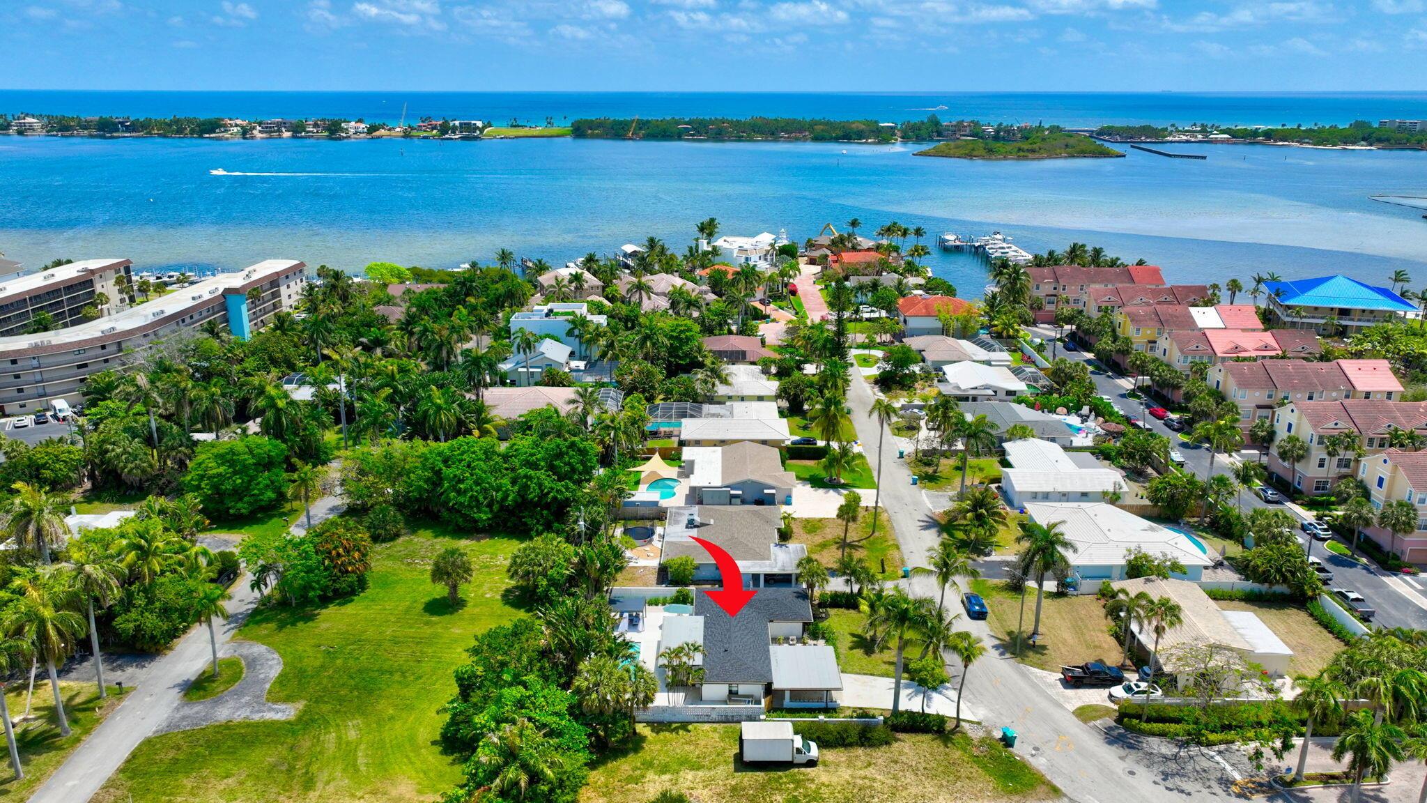 Homes for sale in Boynton Beach, FL | 625 Las Palmas Park, Boynton Beach, FL 33435 | MLS# R11086144