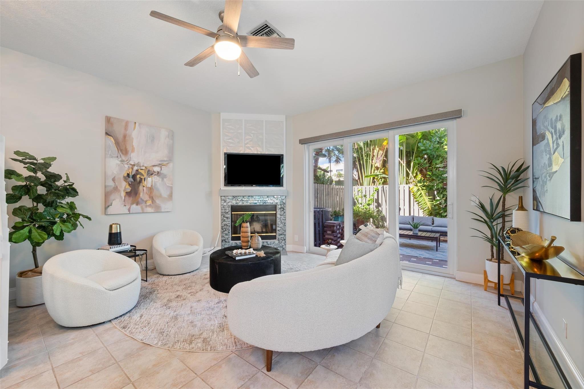 Homes for sale in Fort Lauderdale, FL | 1744 Ne 9Th St, Fort Lauderdale, FL 33304 | MLS# F10501035