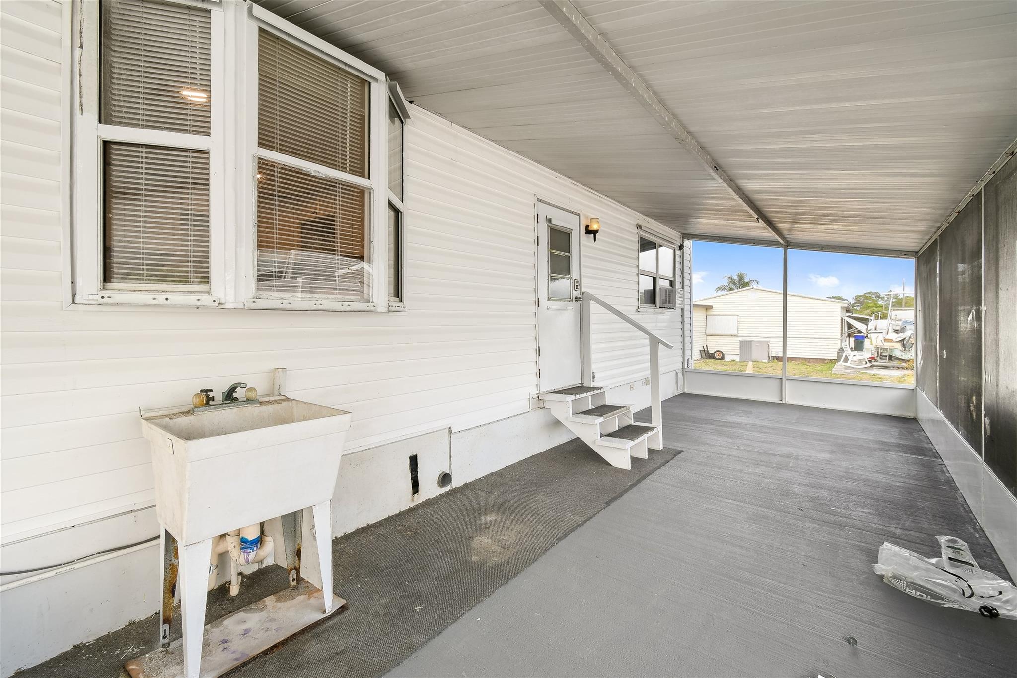 Homes for sale in Hobe Sound, FL | 7897 Se Swan Ave, Hobe Sound, FL 33455 | MLS# F10501072