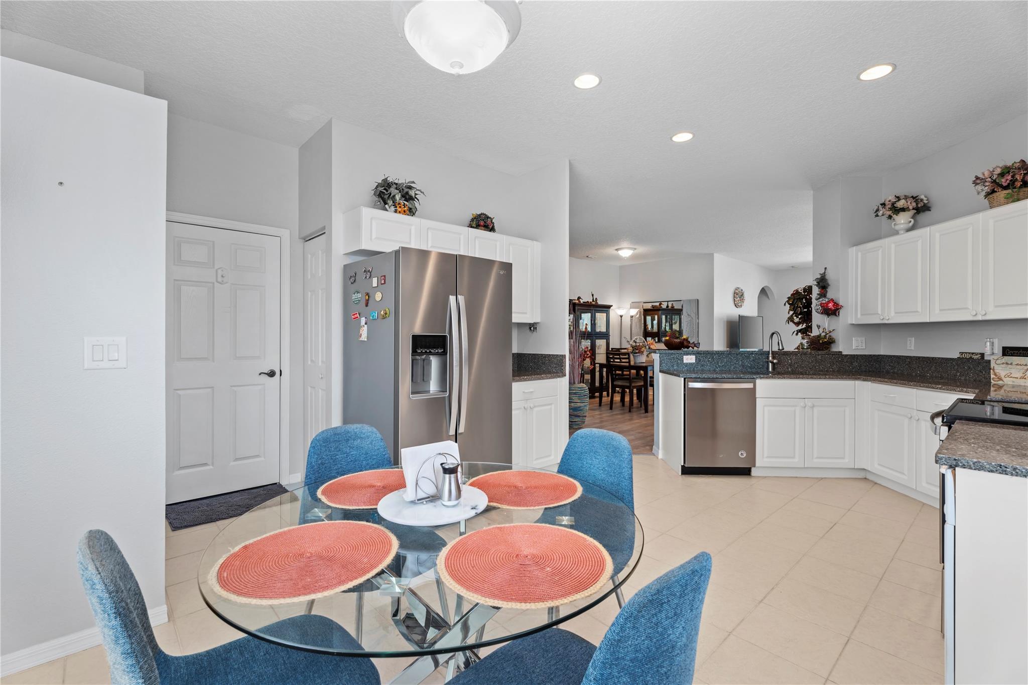 Homes for sale in Port St Lucie, FL | 710 Sw Rocky Bayou Ter, Port St Lucie, FL 34986 | MLS# F10500831