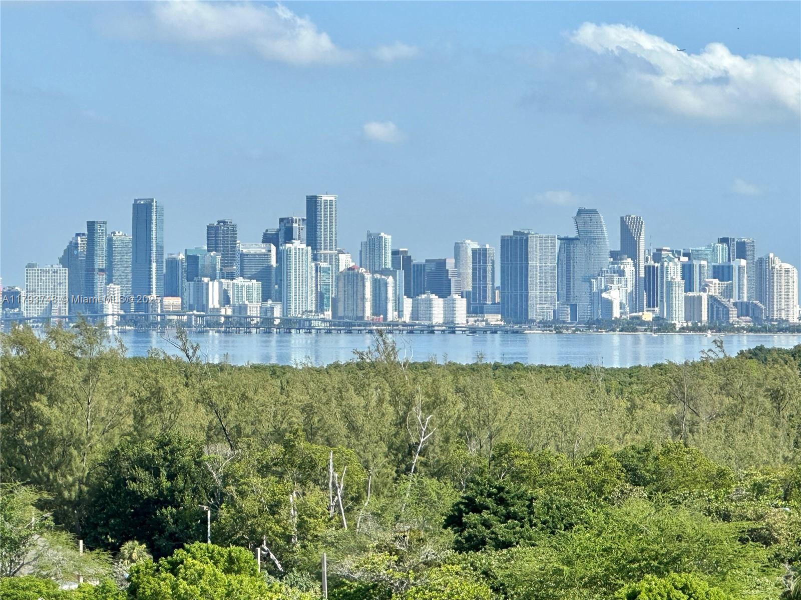 155 OCEAN LANE DR #1004, Key Biscayne FL 33149