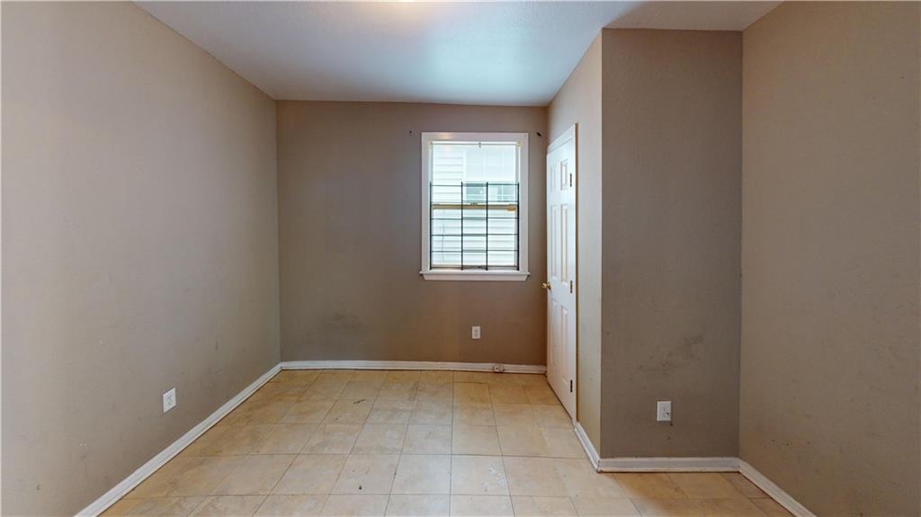 Homes for sale in New Orleans, LA | 1336 Sere St, New Orleans, LA 70122 | MLS# 2499394