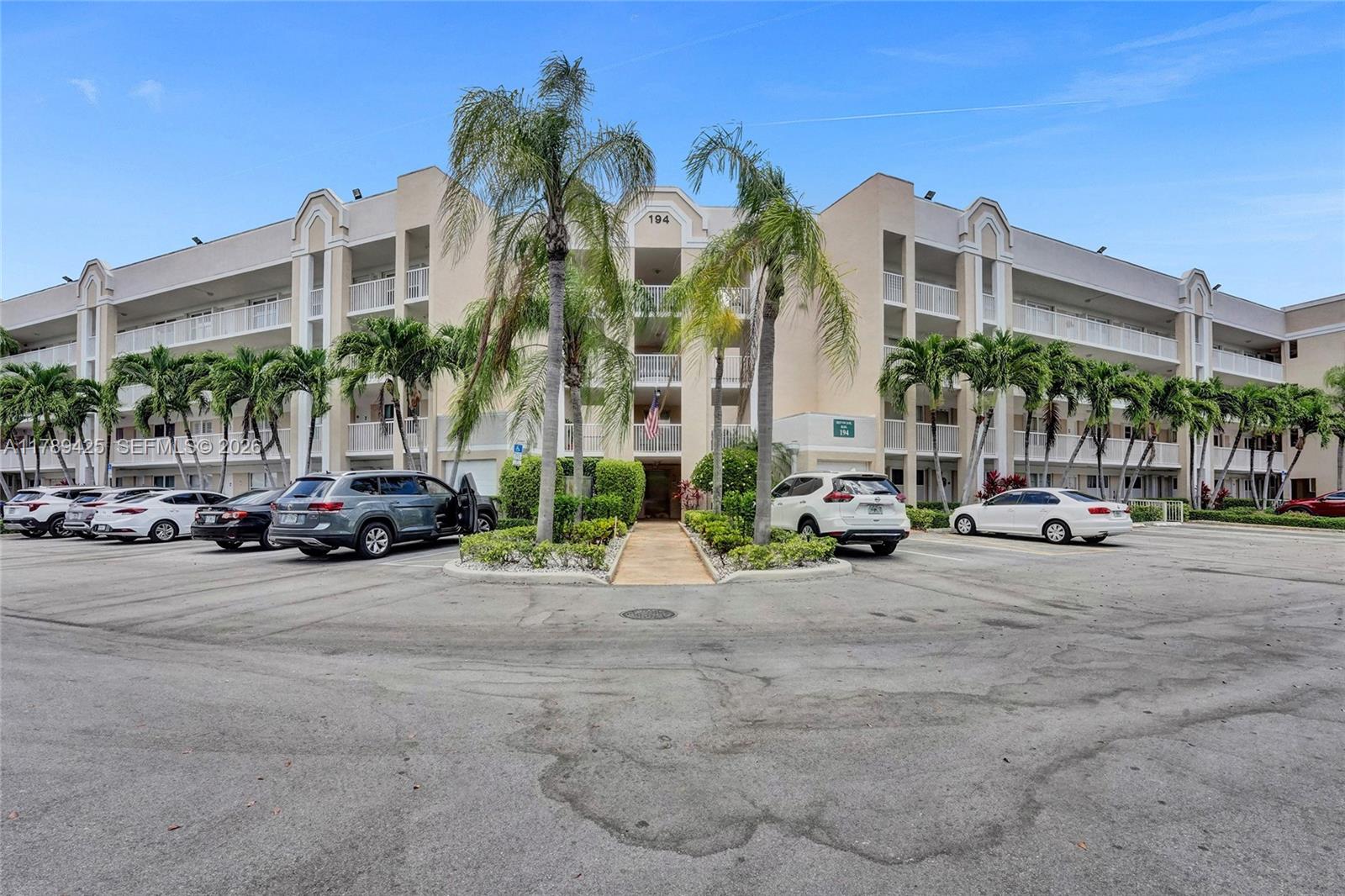 Sunrise Lakes 194 Condo