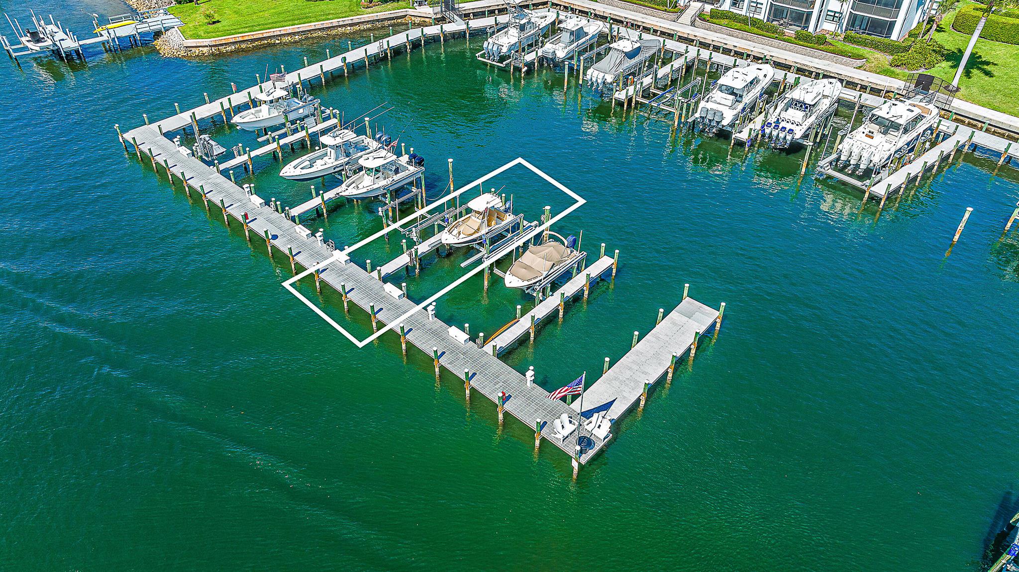 Homes for sale in Juno Beach, FL | 1015 Bay Colony Dr S #& Slip 17, Juno Beach, FL 33408 | MLS# R11086478