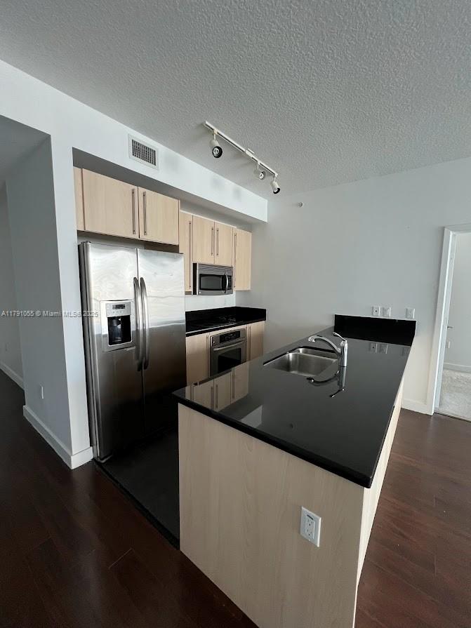 79 SW 12th St #1710-S, Miami FL 33130