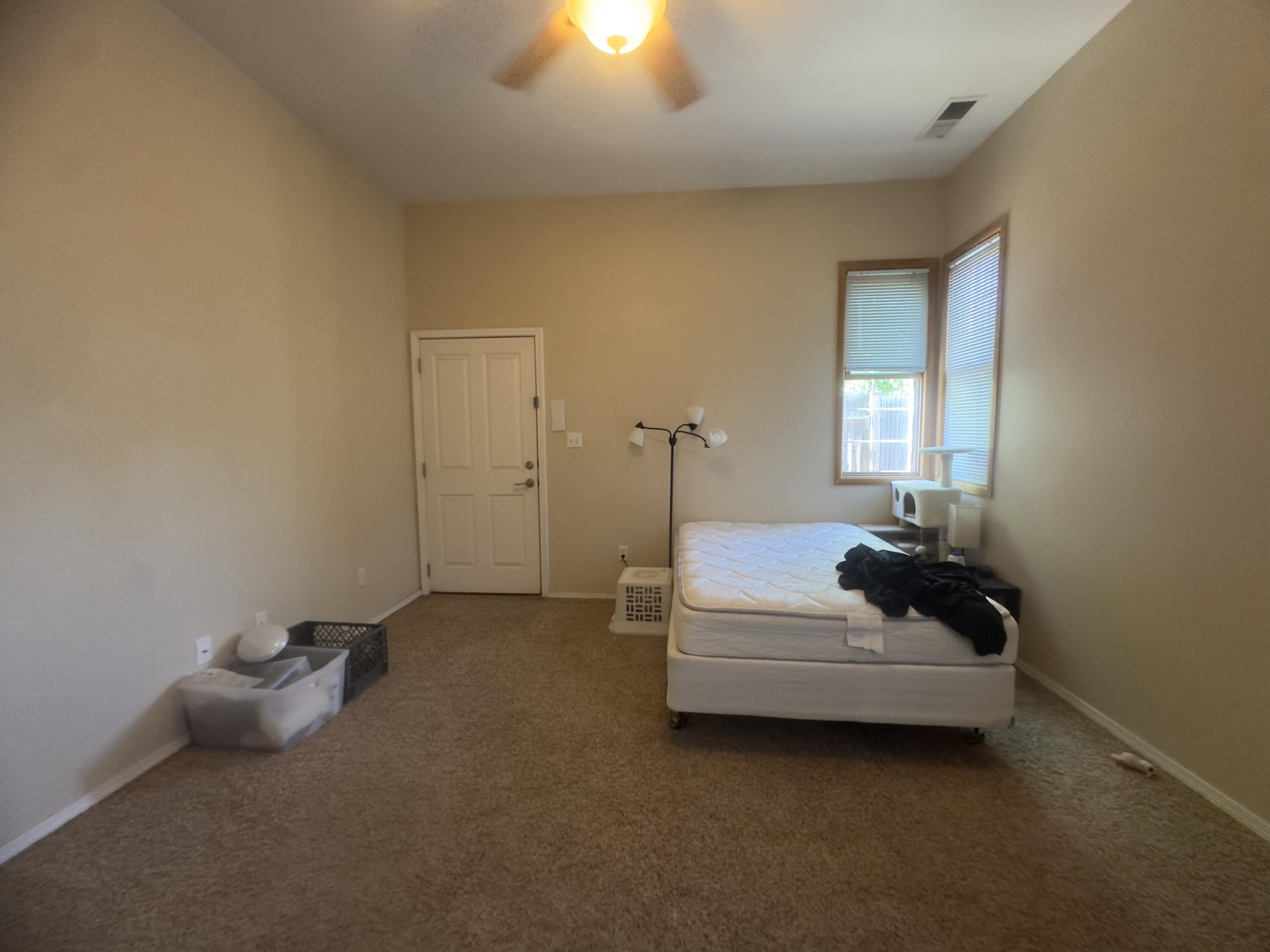 Homes for sale in Albuquerque, NM | 213 Vassar Dr Se #B, Albuquerque, NM 87106 | MLS# 1083100