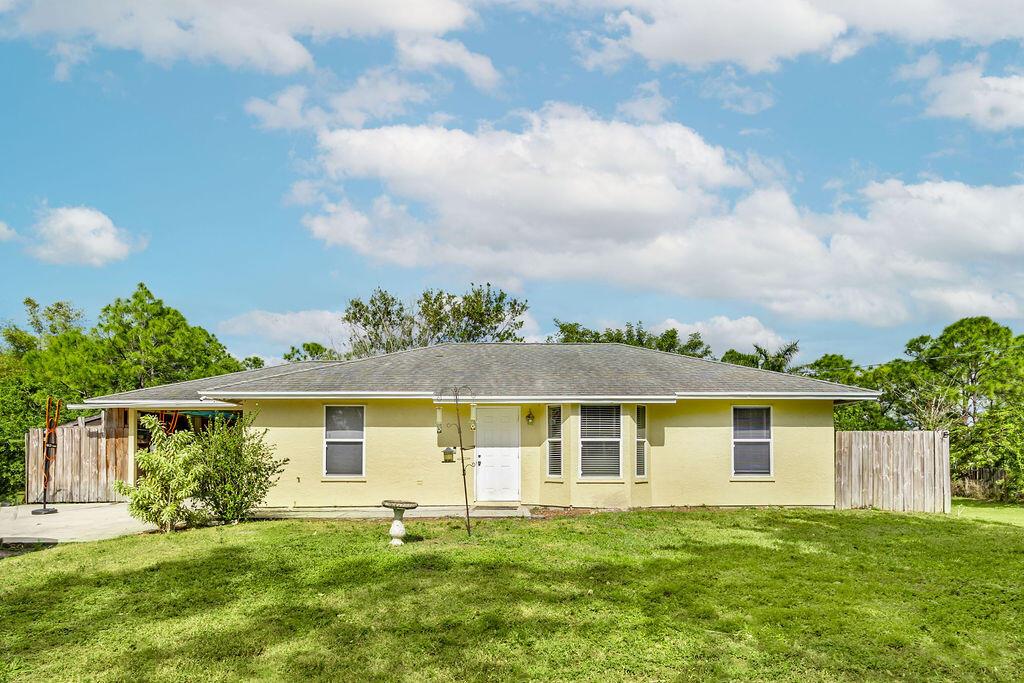 Homes for sale in Loxahatchee, FL | 17917 49th Street N, Loxahatchee, FL 33470 | MLS# R11086801
