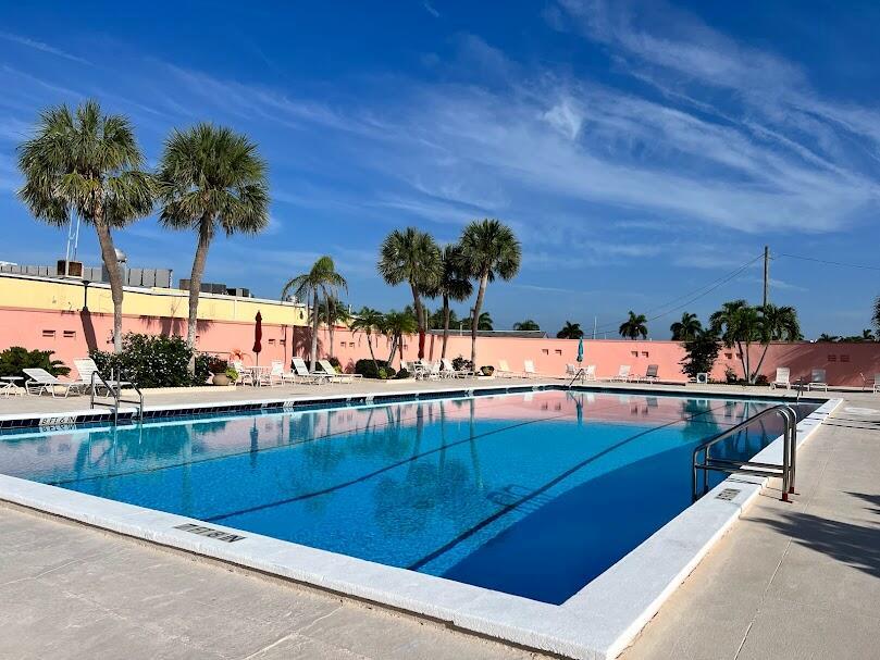 Homes for sale in Fort Pierce, FL | 323 Leeward Lane #204, Fort Pierce, FL 34949 | MLS# R11086915