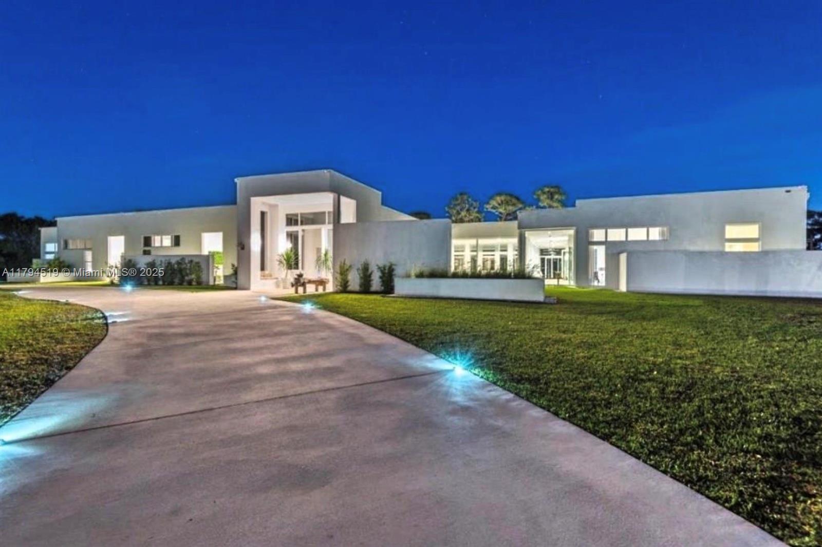 1901 Ranch Rd Jupiter, FL 33478