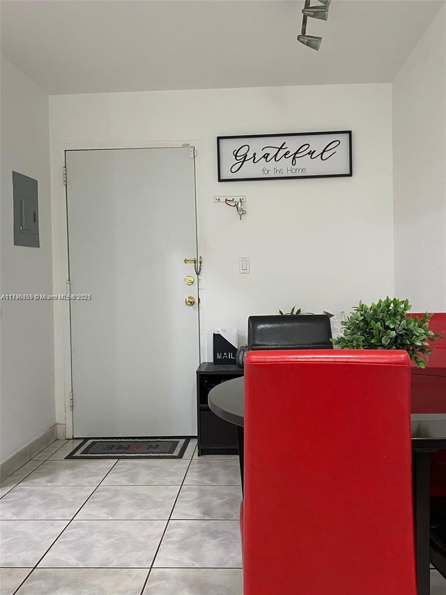 Kendall Acres Condo Bldg