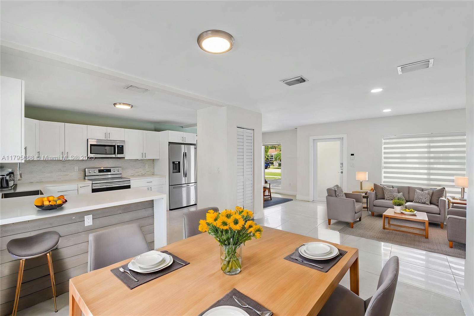 Homes for sale in Palmetto Bay, FL | 9350 Sw 183Rd Ter, Palmetto Bay, FL 33157 | MLS# A11795868