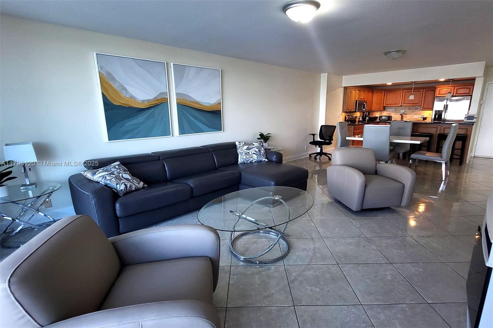 Quadomain Tower I And IV