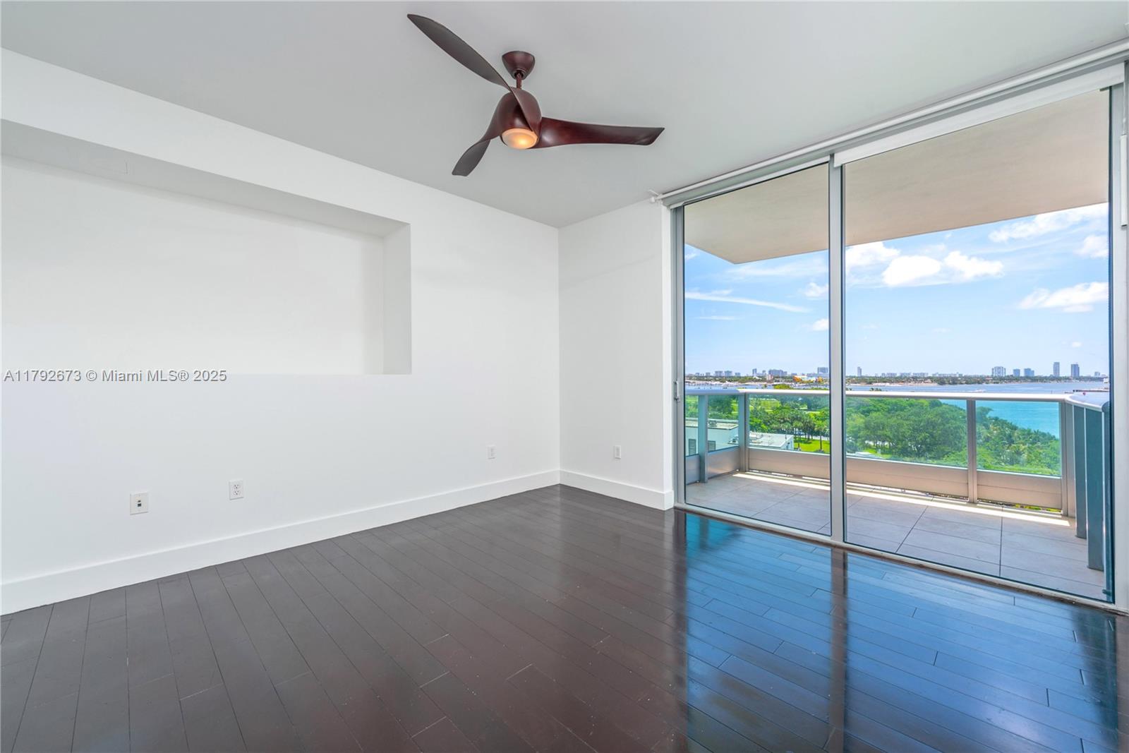 900 Biscayne Blvd #707, Miami FL 33132