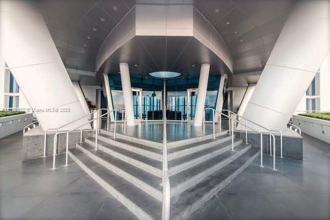 Condo for Sale in Sunny Isles Beach, FL